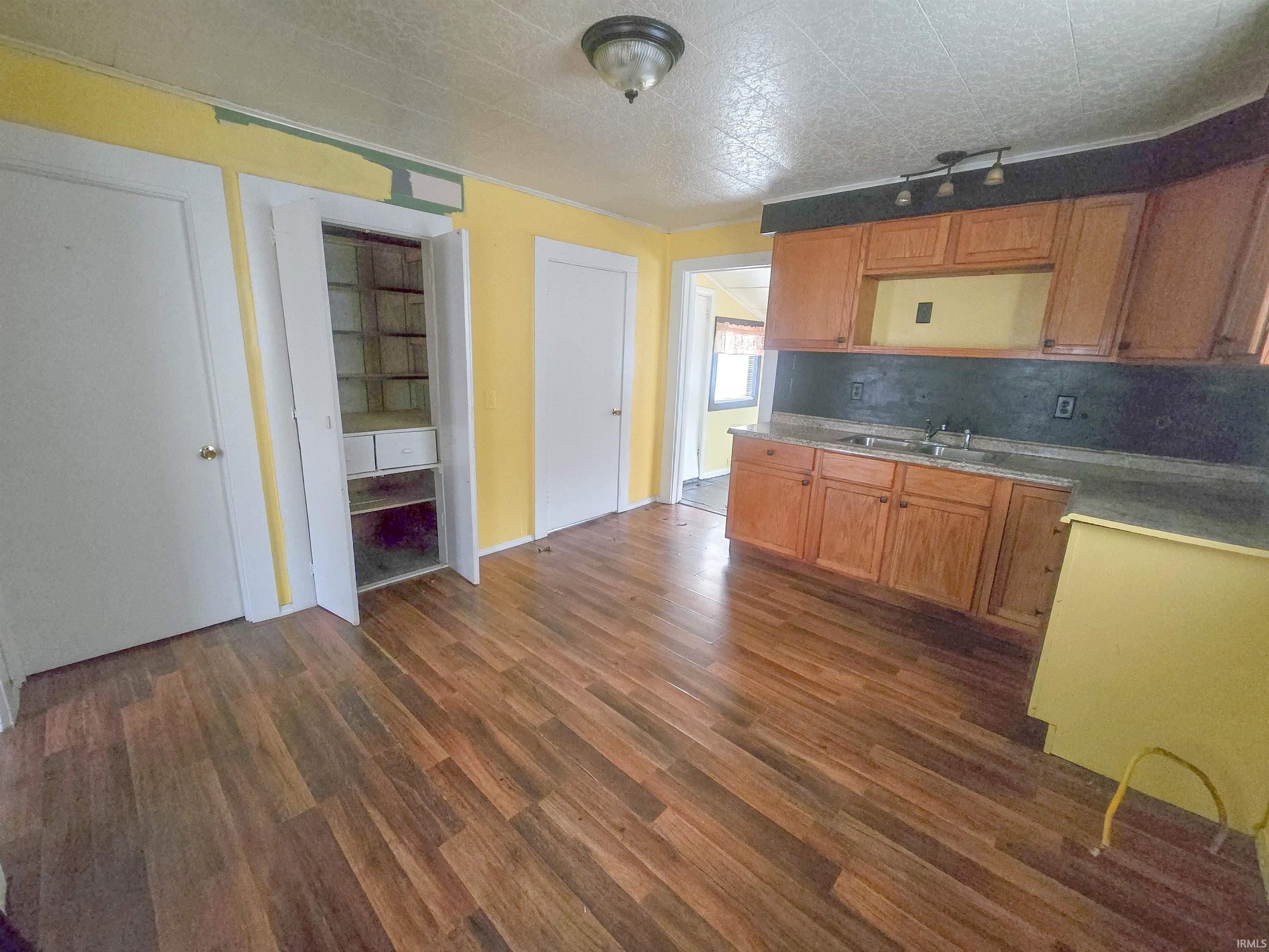 Photo 12 of 41 Noble Street