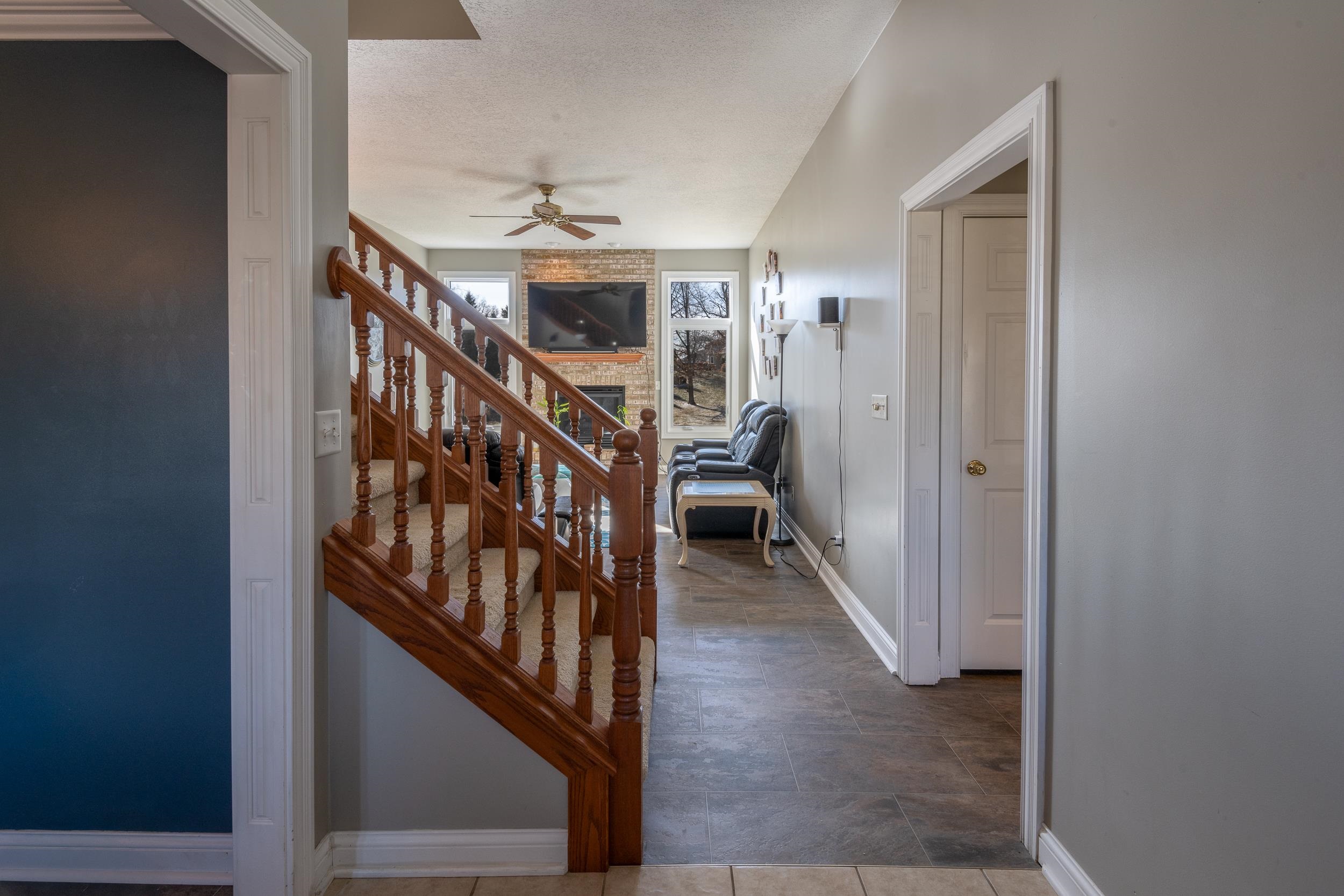 Photo 5 of 2297 E Laurien Court