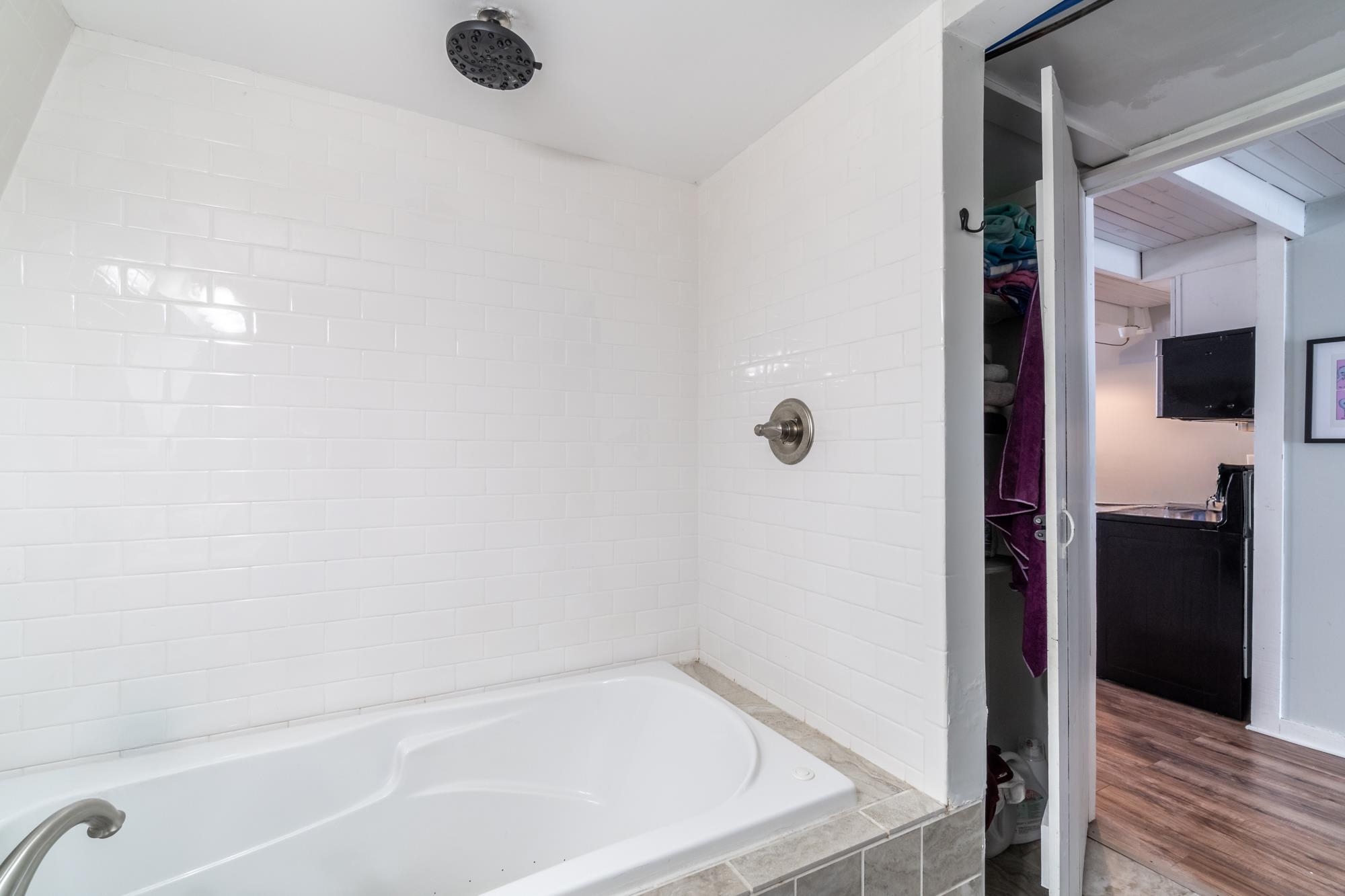 Photo 11 of 4385 W Orland Road