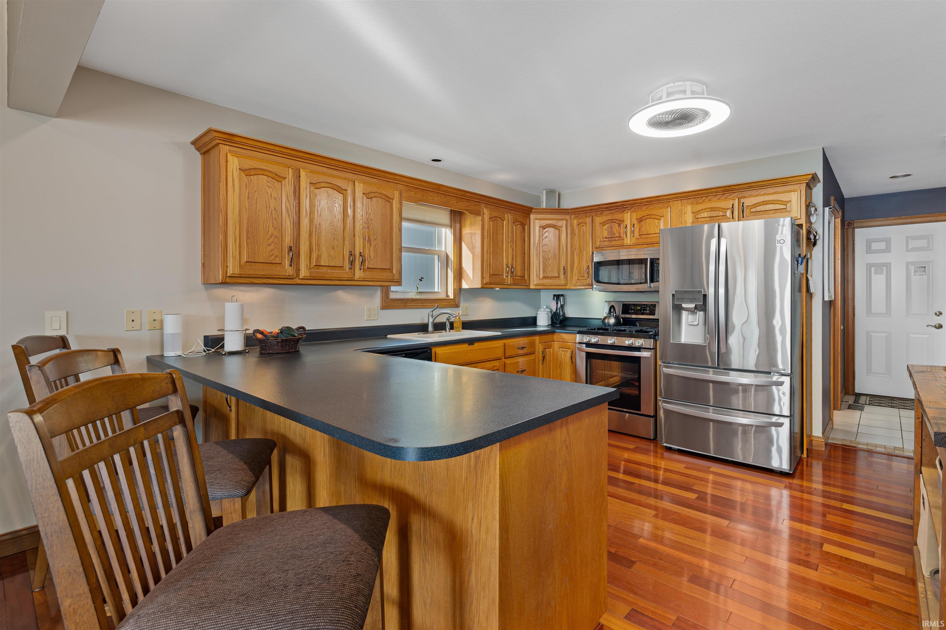 Photo 1 of 5552 N Willow Avenue
