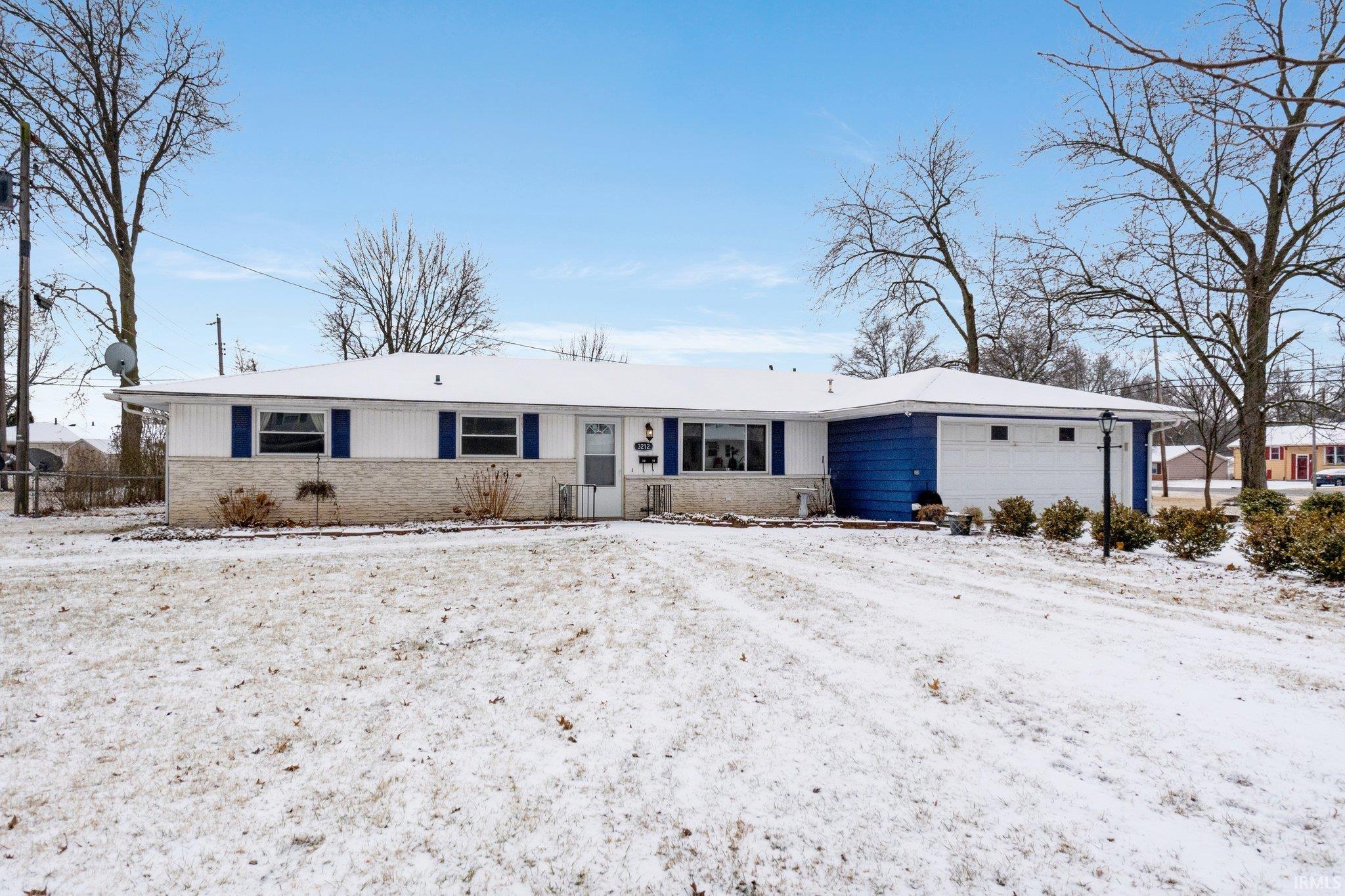 Photo 2 of 3212 Clermont Avenue