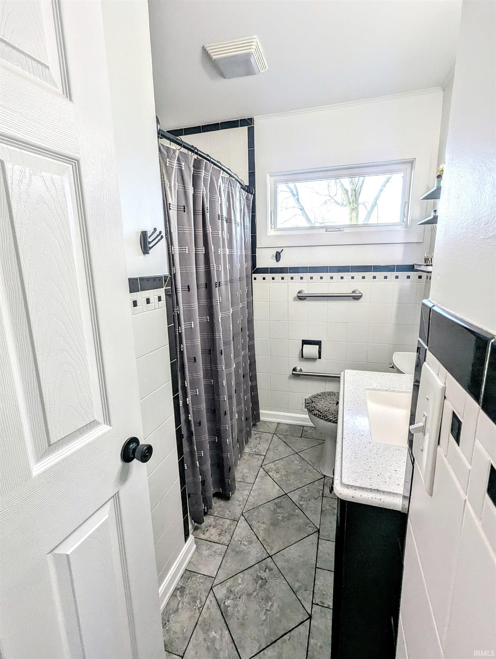 Photo 14 of 6019 S 600 W Road