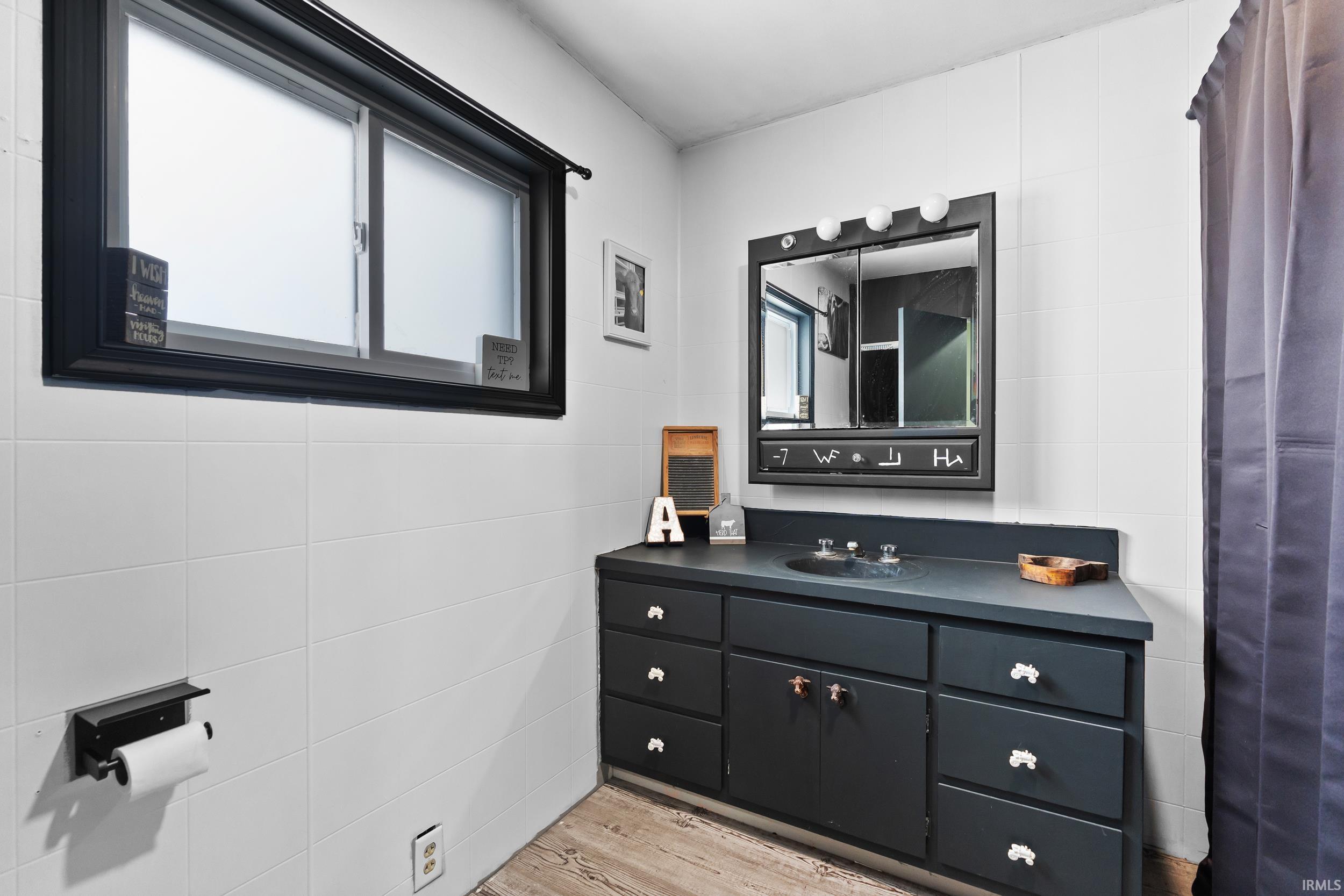 Photo 11 of 8923 W 800 N