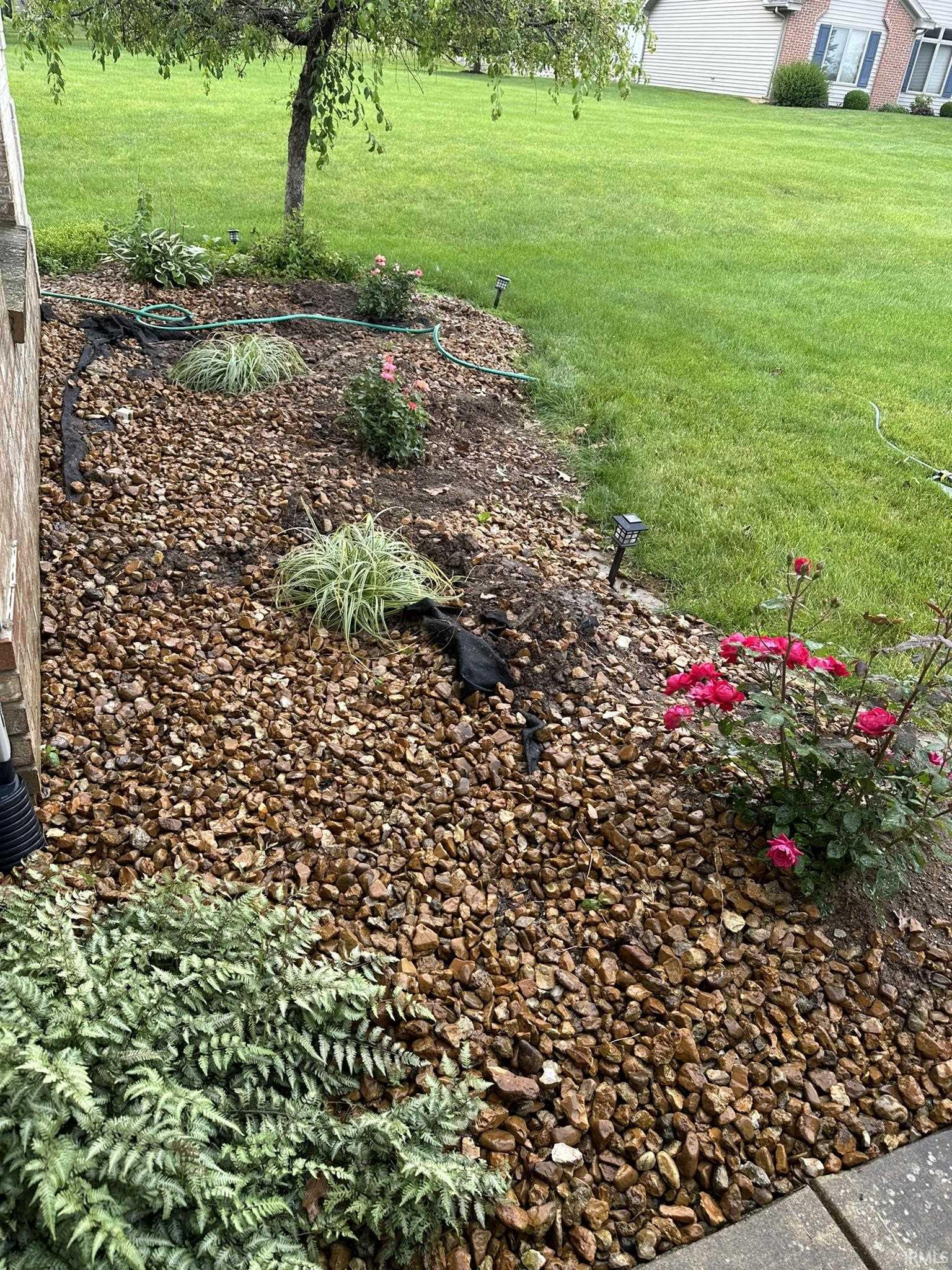 Photo 2 of 406 S Pumpkin Ridge Court