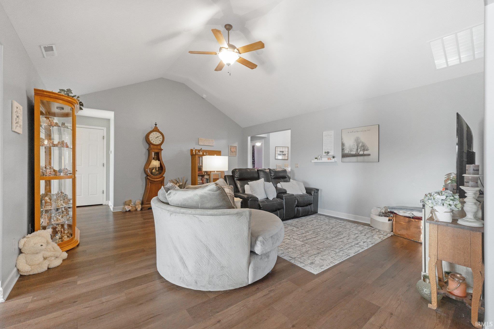 Photo 7 of 406 S Pumpkin Ridge Court