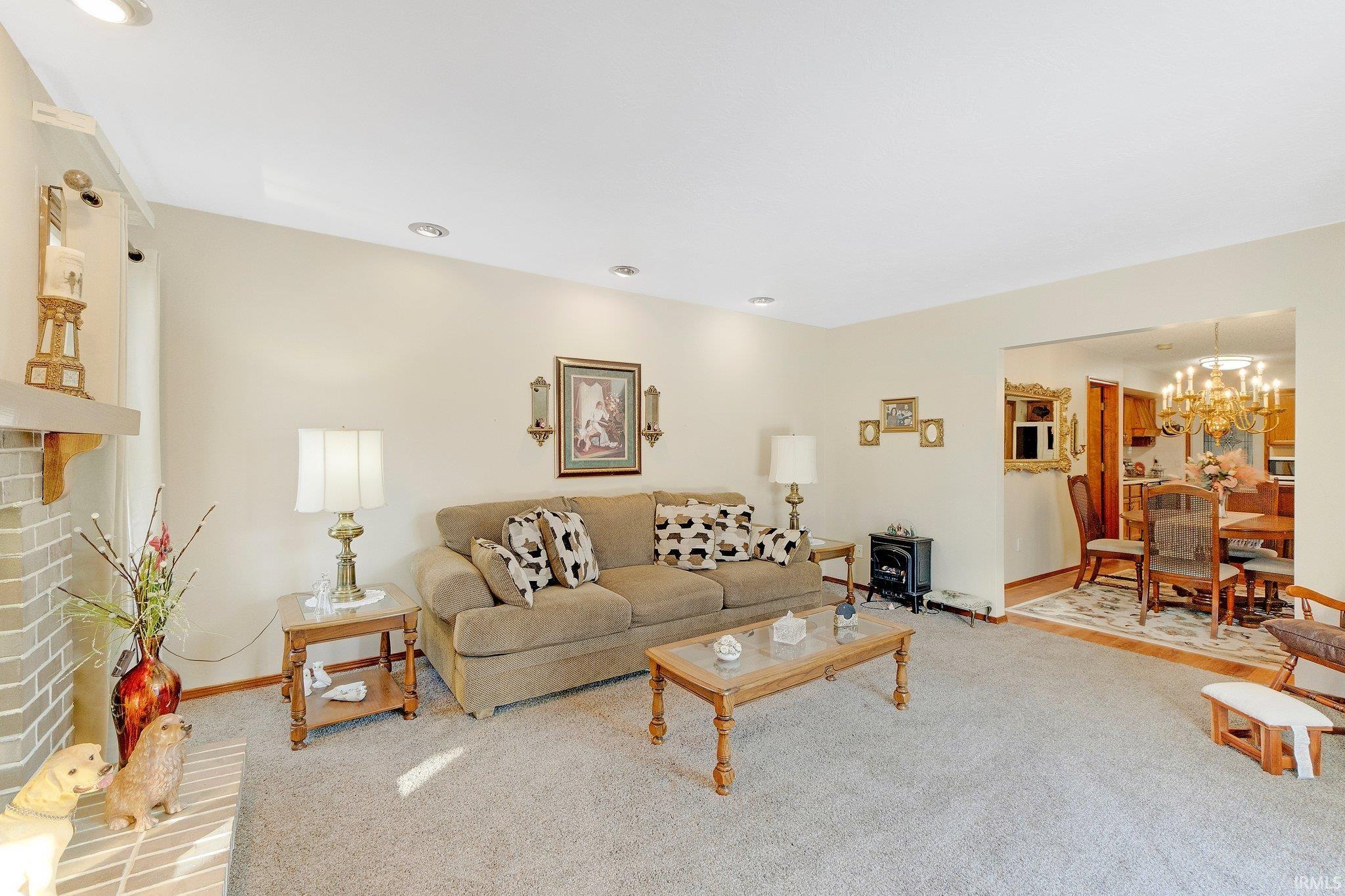 134 E Columbia Parkway