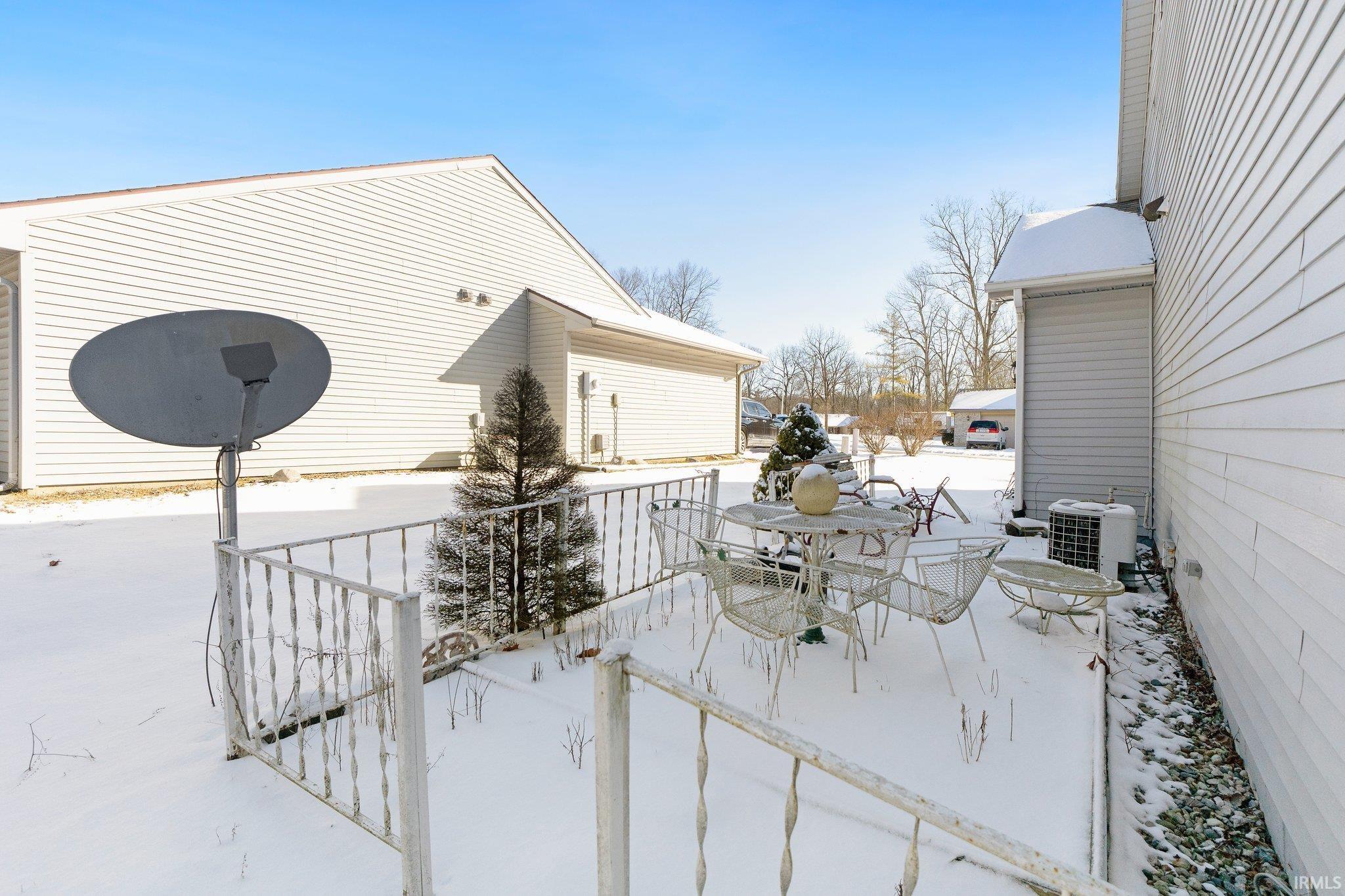 134 E Columbia Parkway