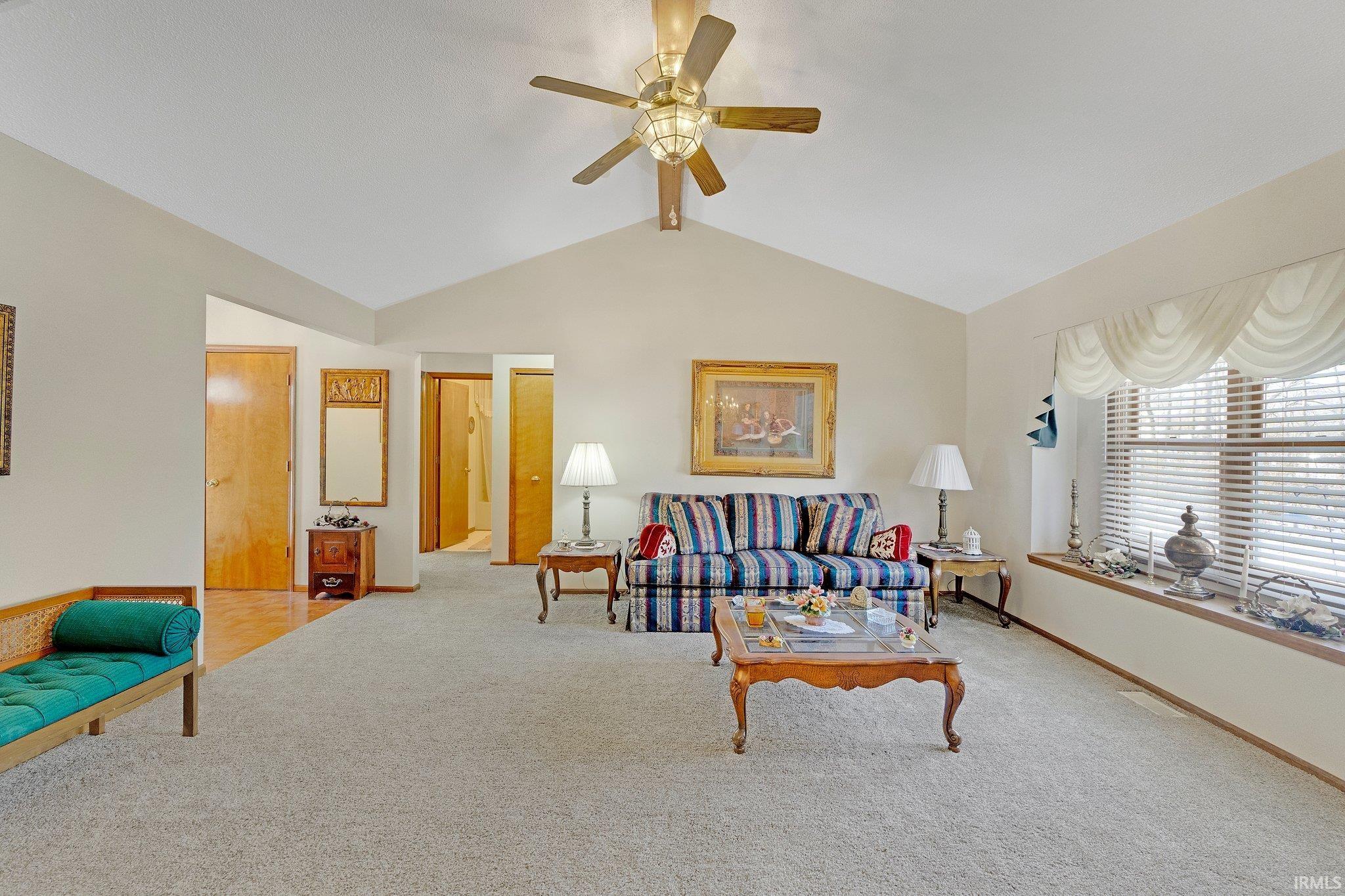 134 E Columbia Parkway