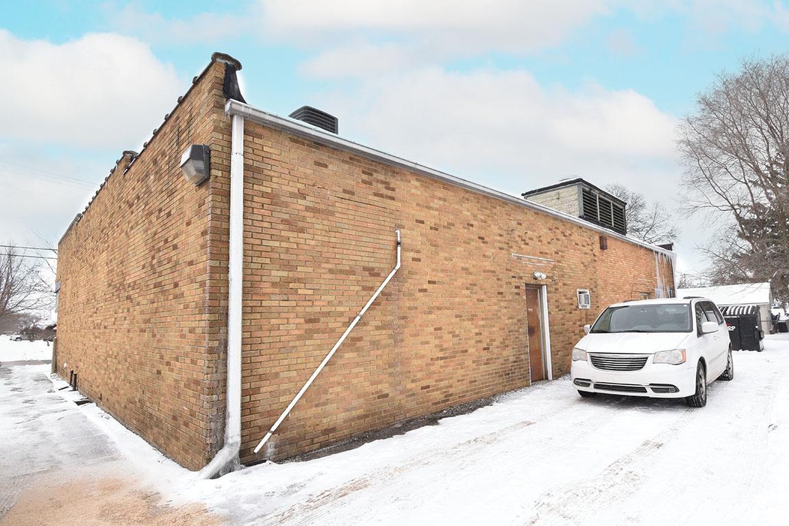 Photo 2 of 1801 Wood Street