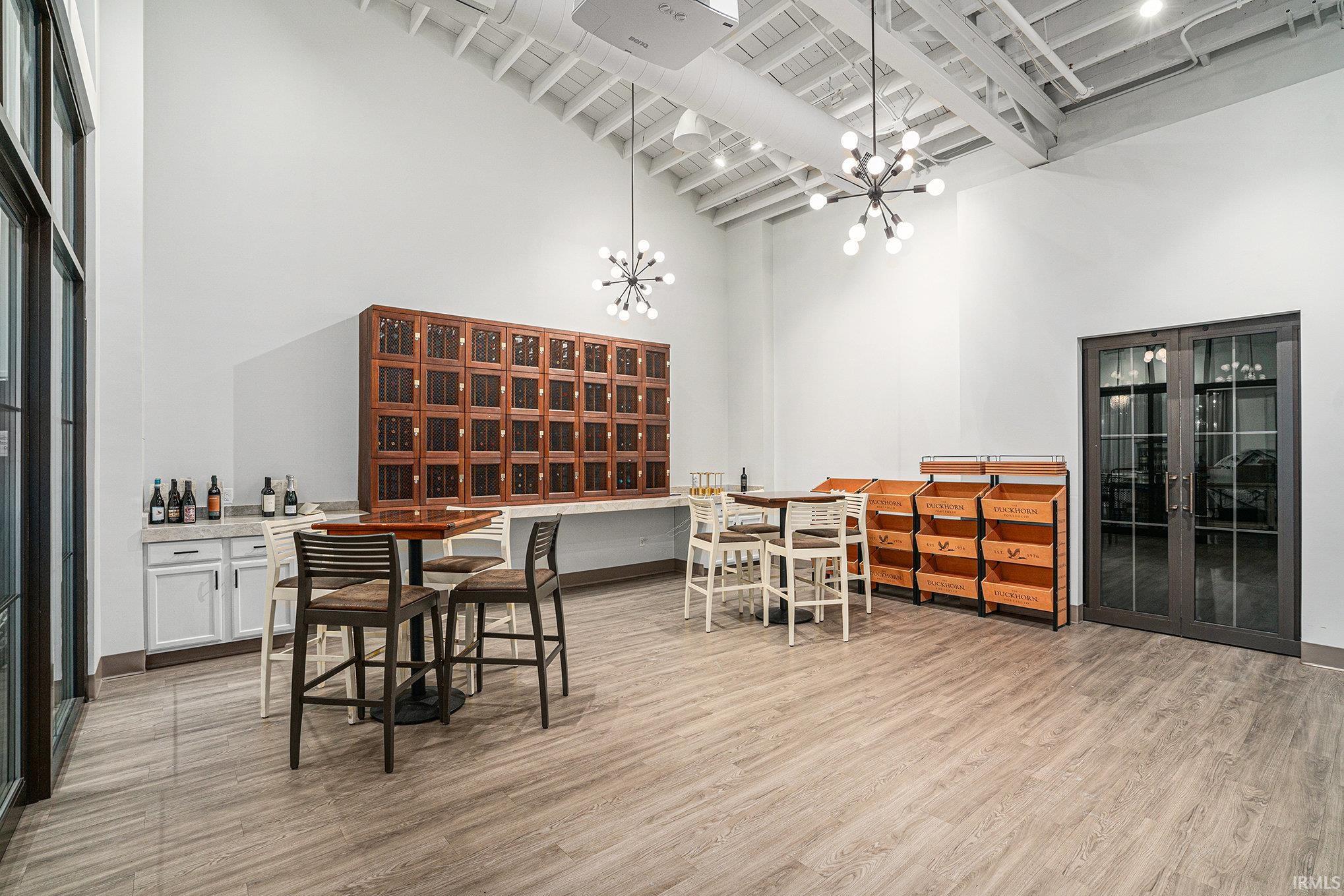 Photo 7 of 530 E Lexington Avenue