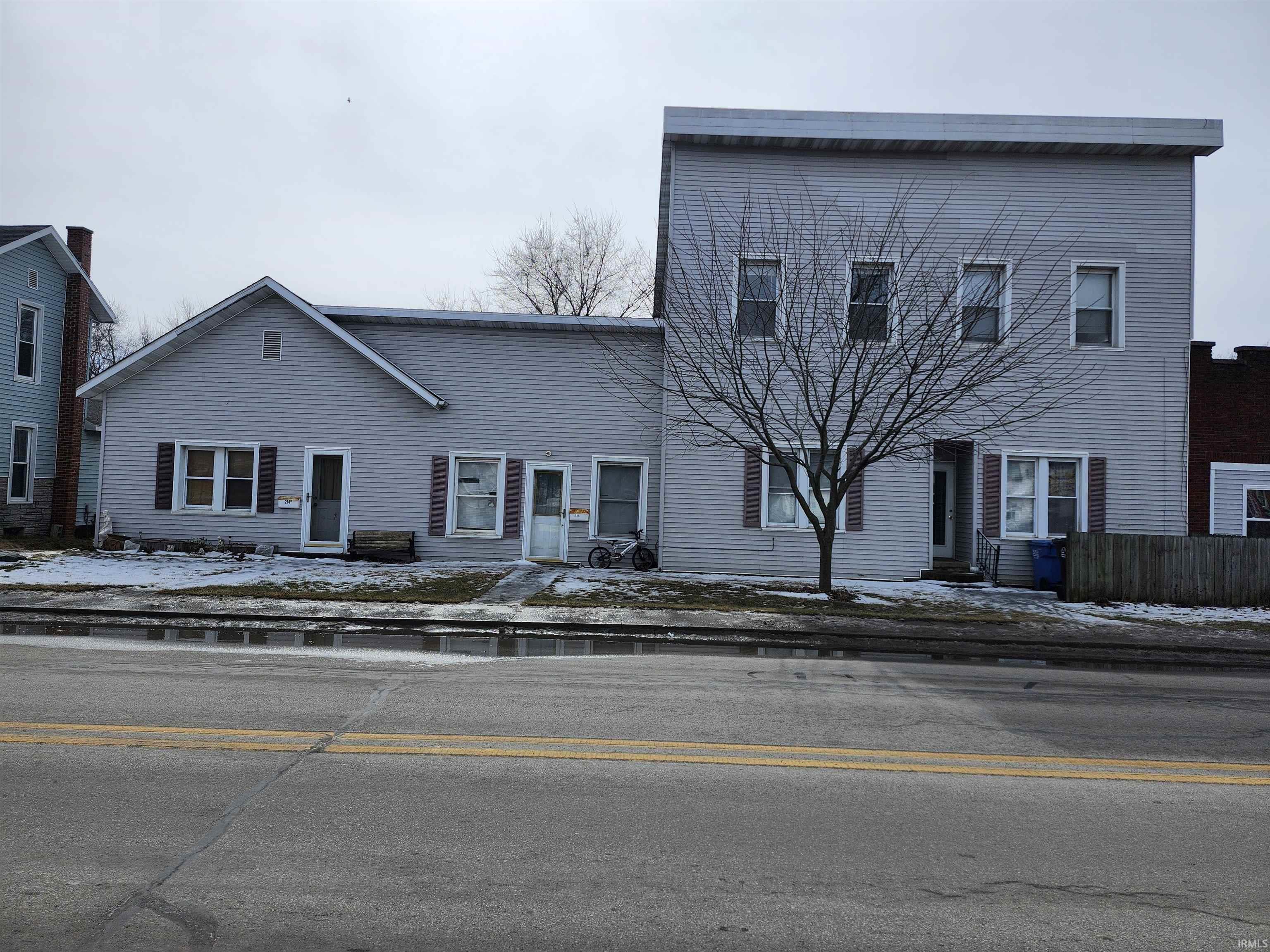 208 E Van Buren Street