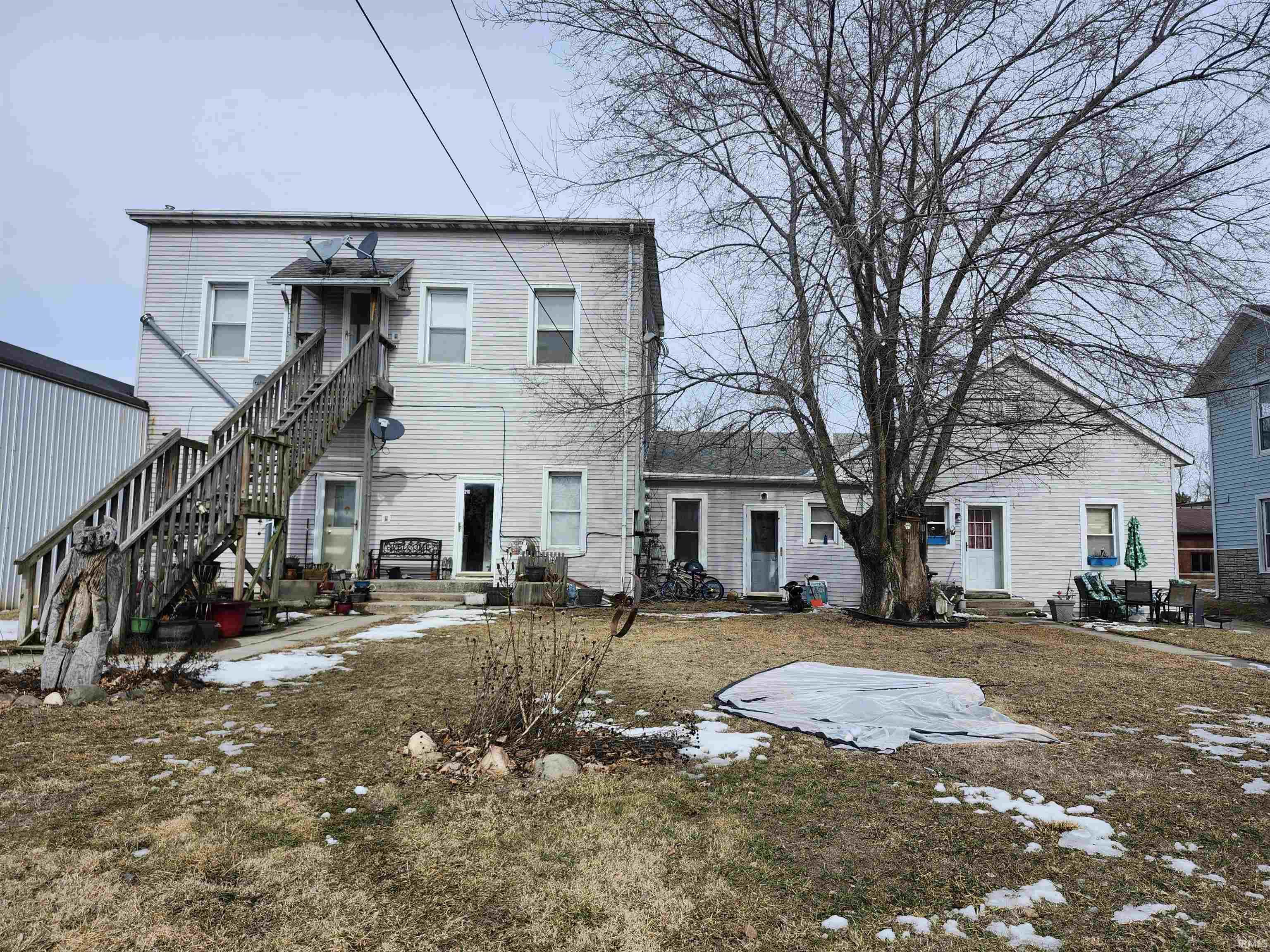 208 E Van Buren Street