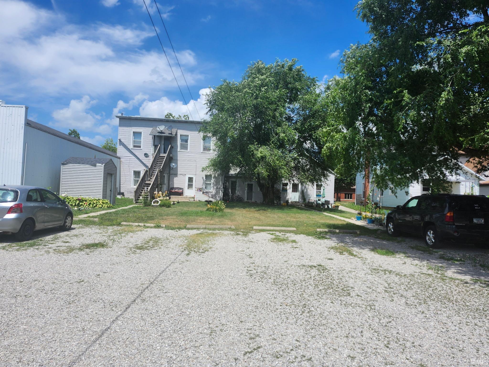 208 E Van Buren Street