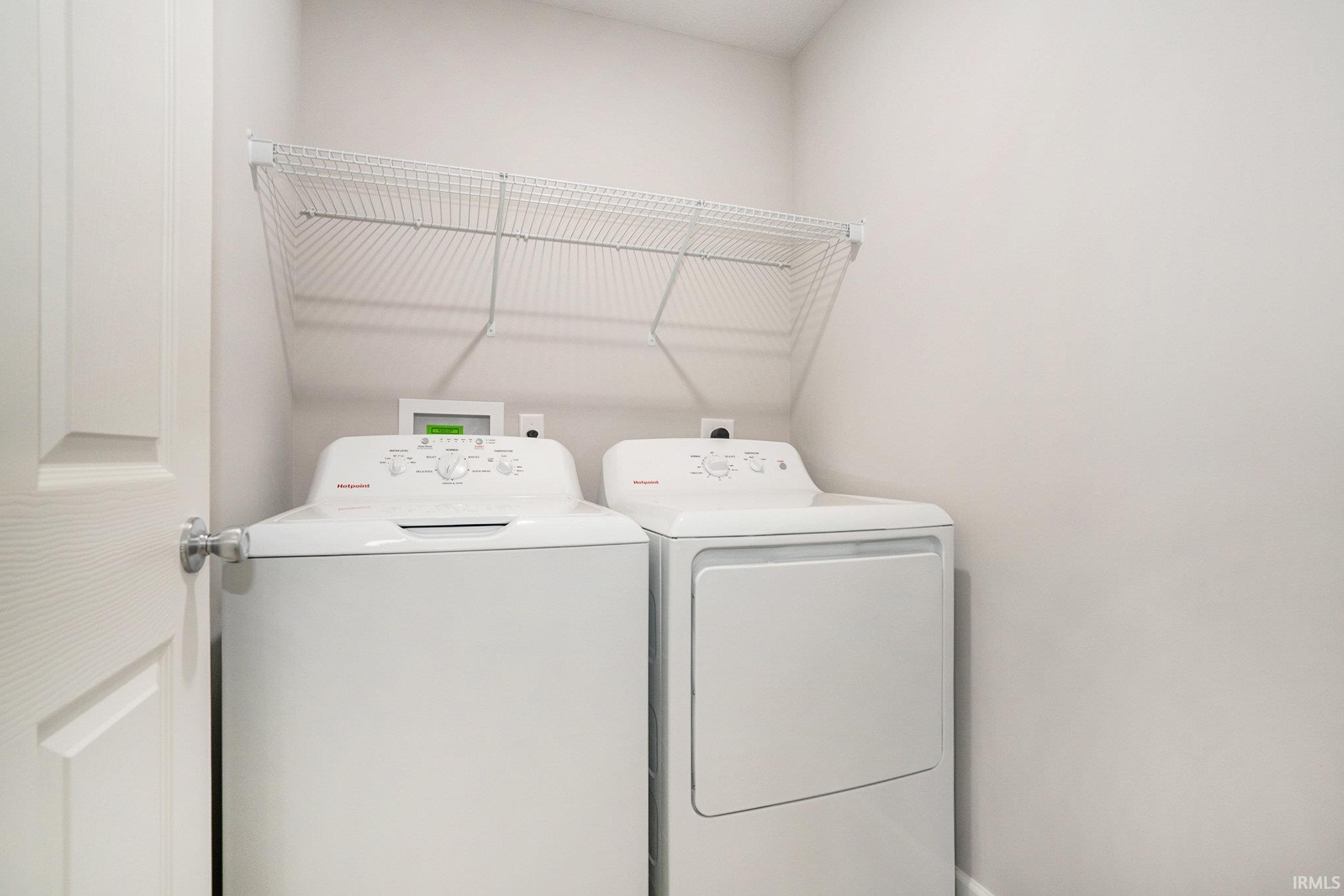 Washer & Dryer Included!