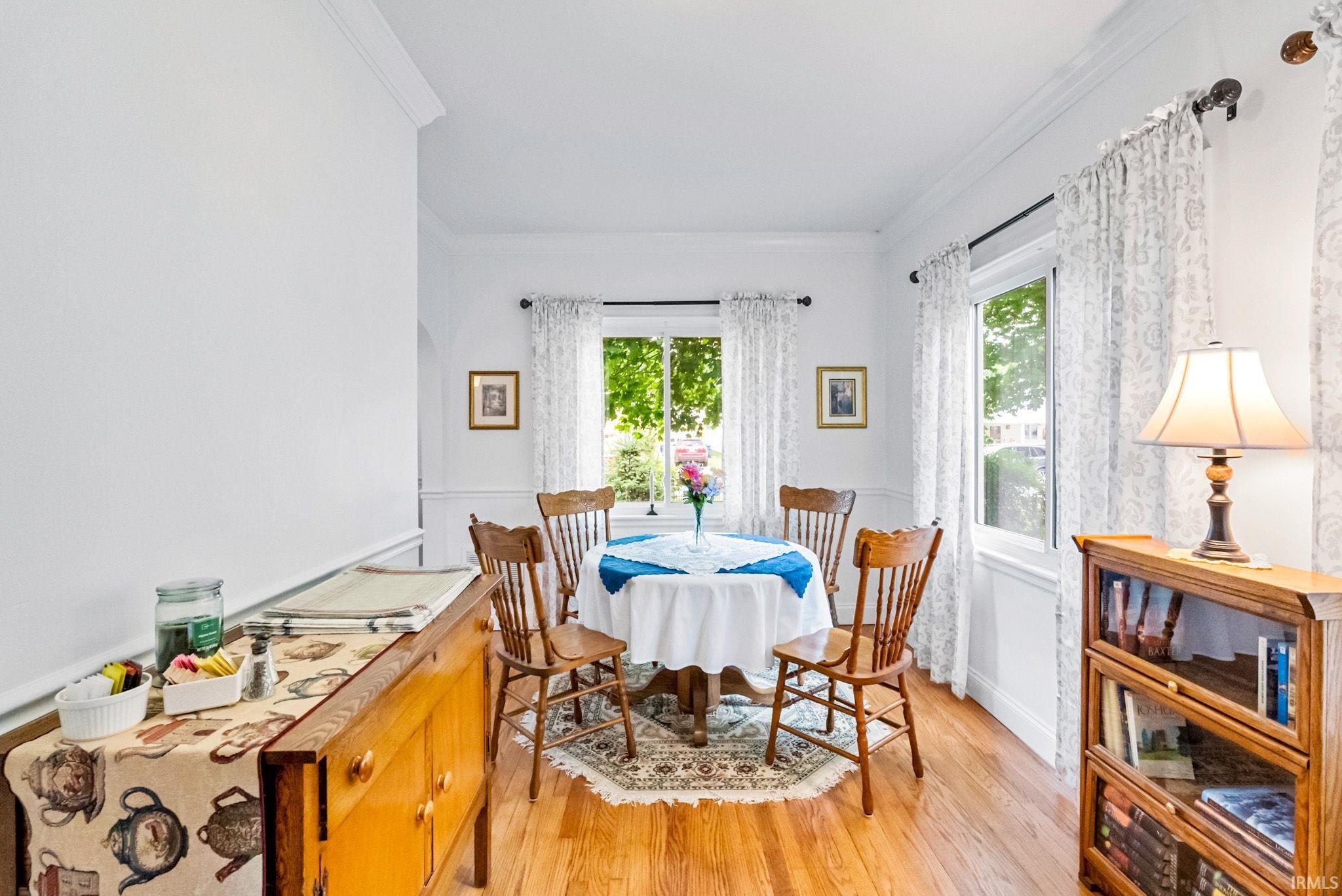 Photo 11 of 714 Bond Street