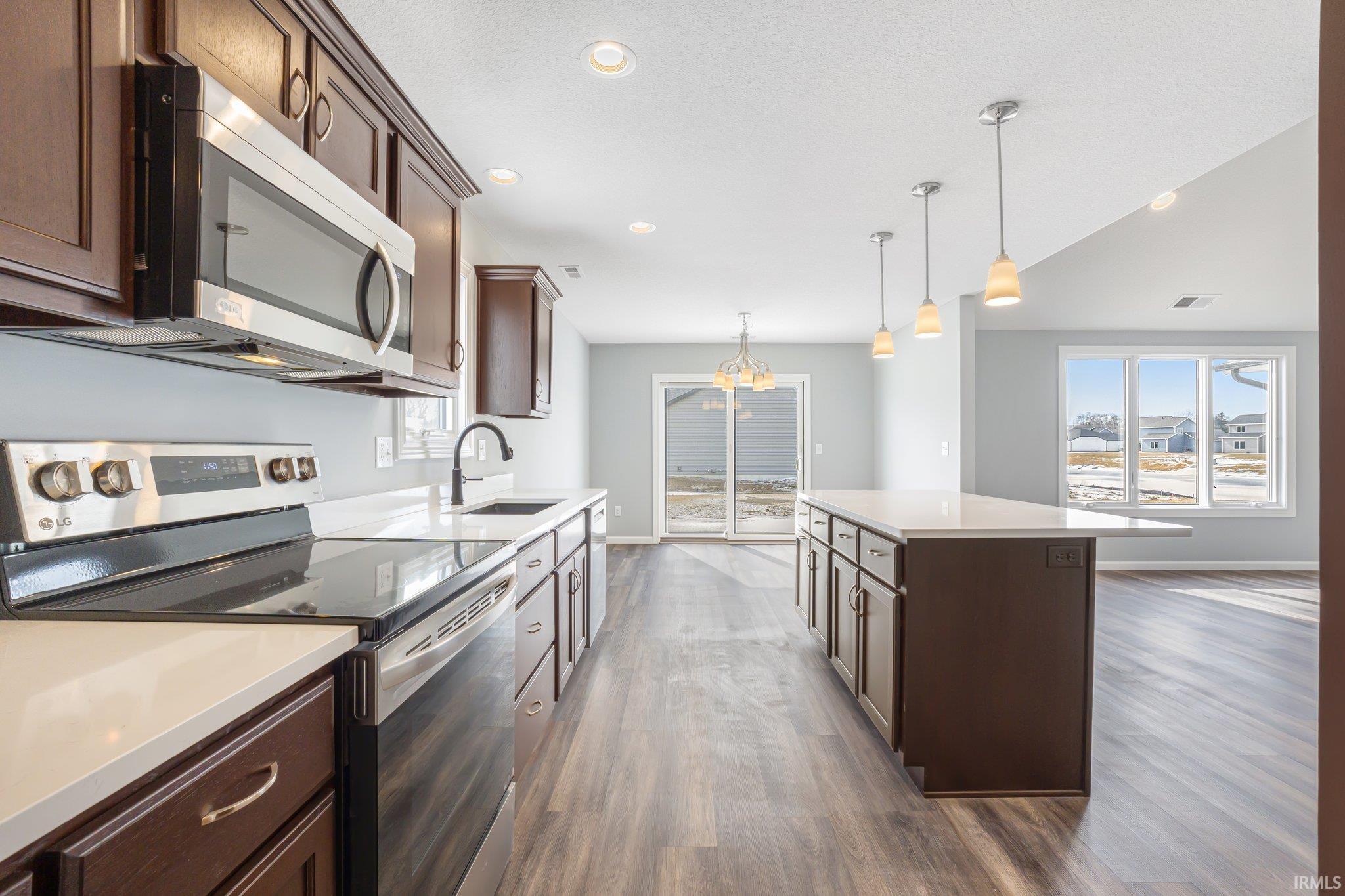 Photo 4 of 15554 Brimwillow Drive