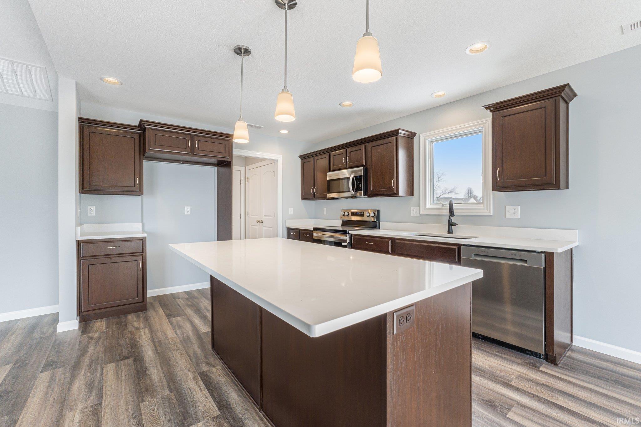 Photo 7 of 15554 Brimwillow Drive