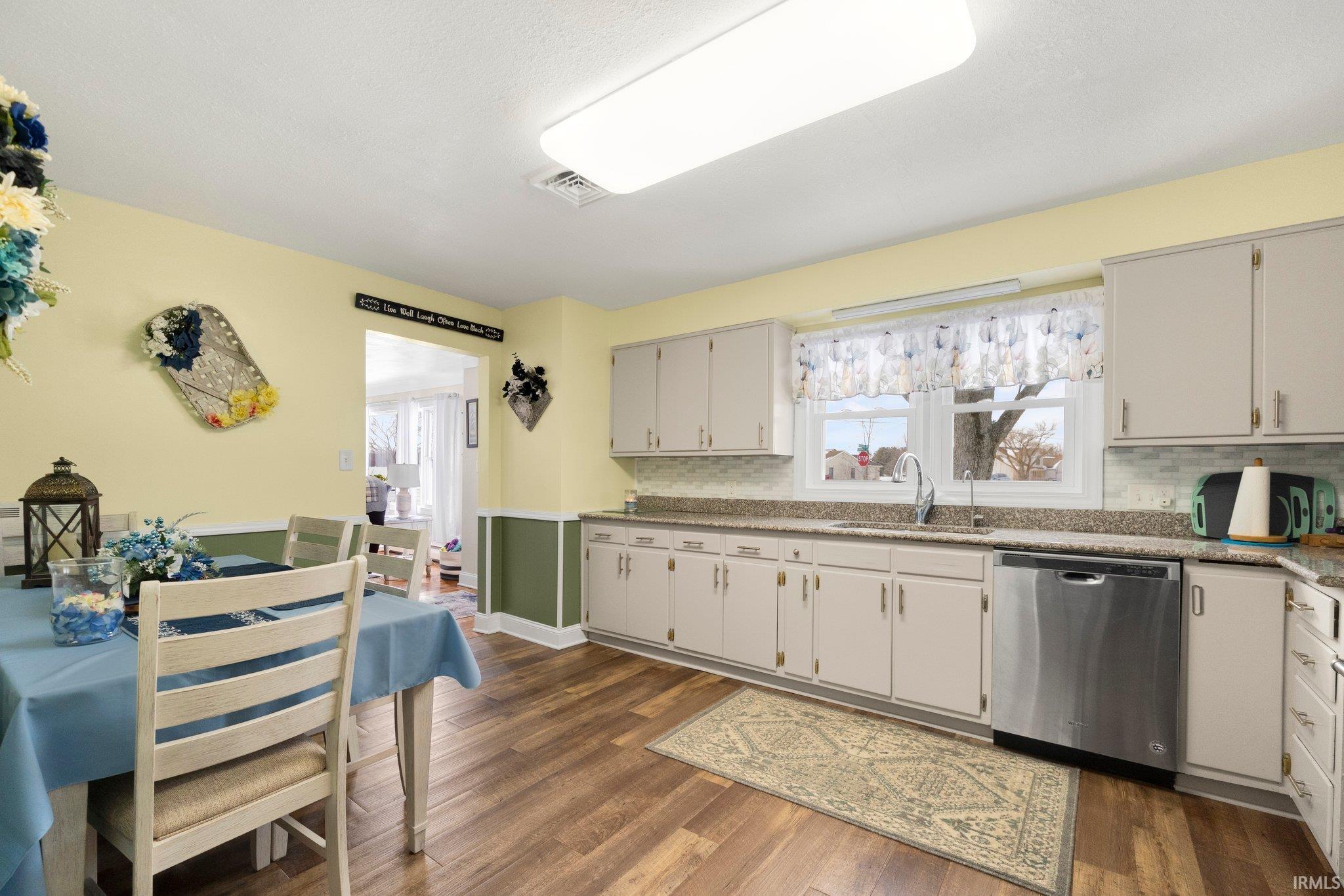 Photo 9 of 14710 Michael Drive
