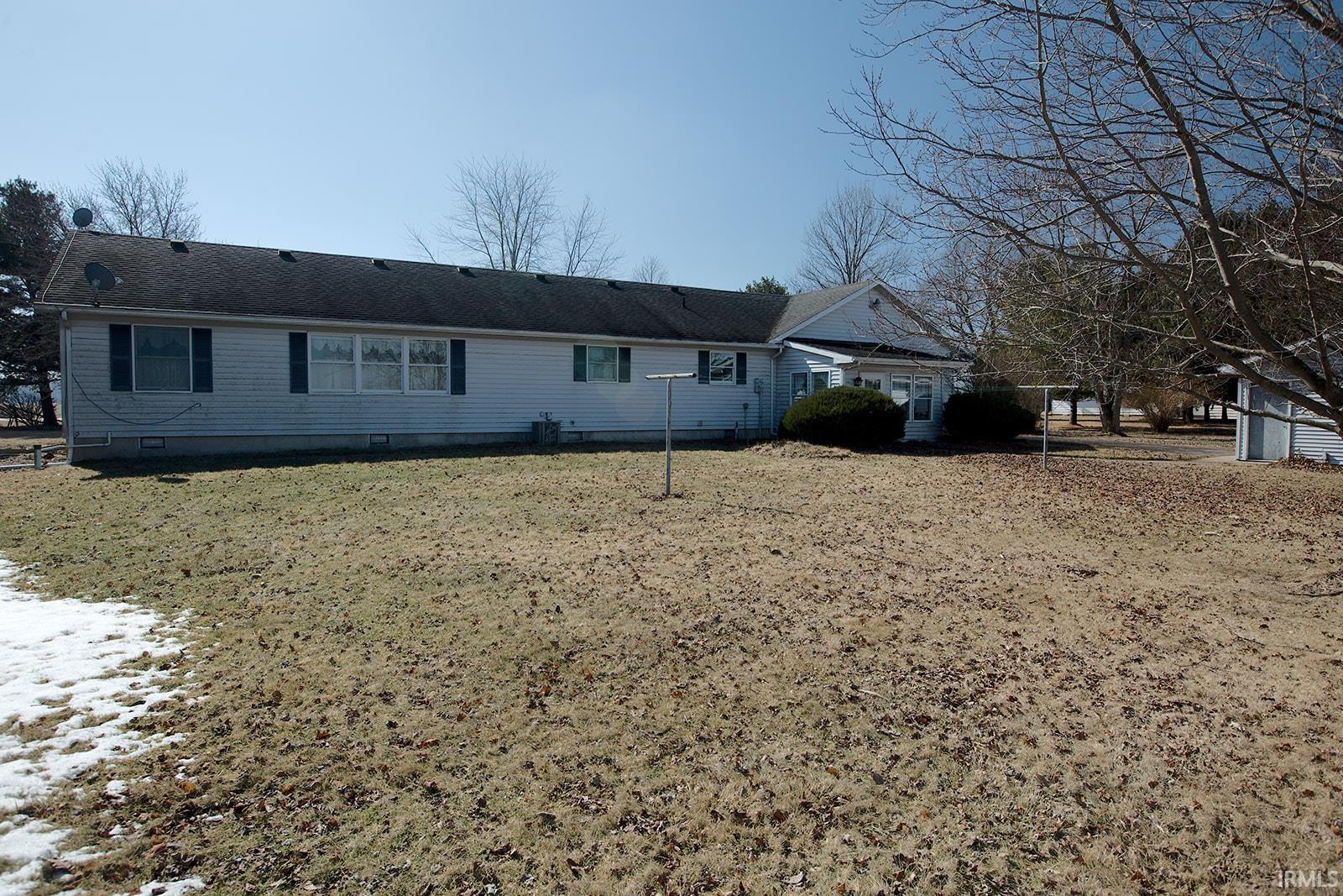 Photo 4 of 3210 E 300 S Road