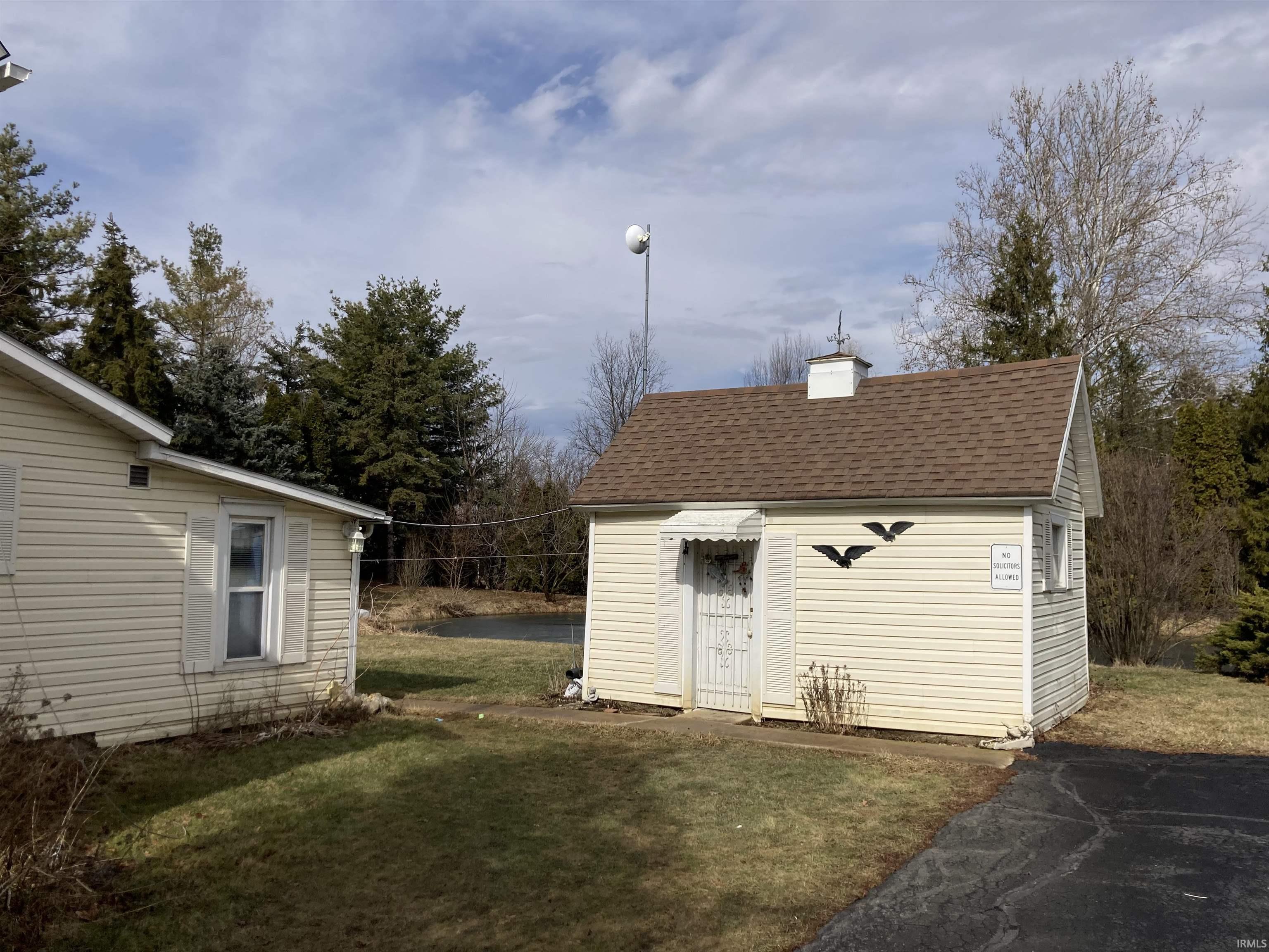 Photo 4 of 149 E SR 218
