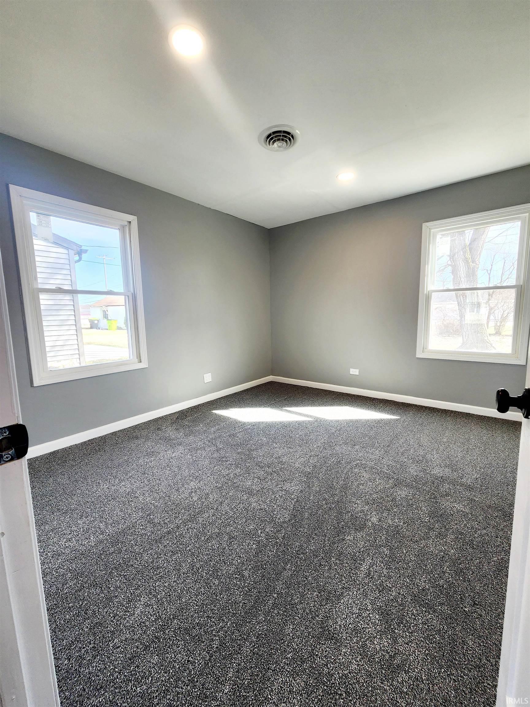 Photo 16 of 13 W Sunnydale Drive
