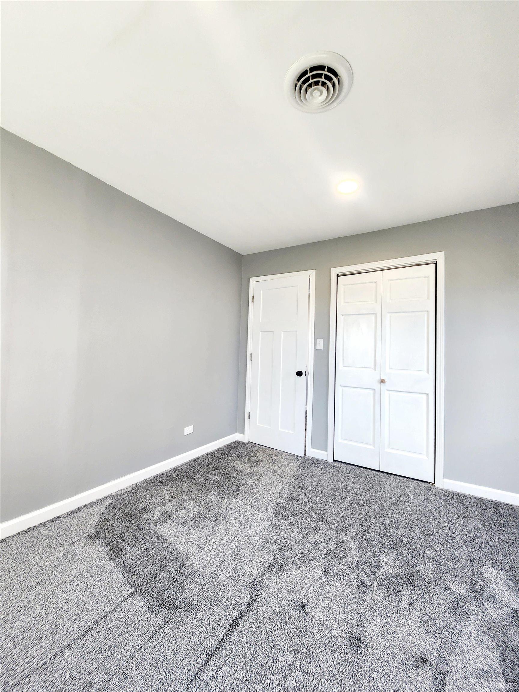 Photo 17 of 13 W Sunnydale Drive