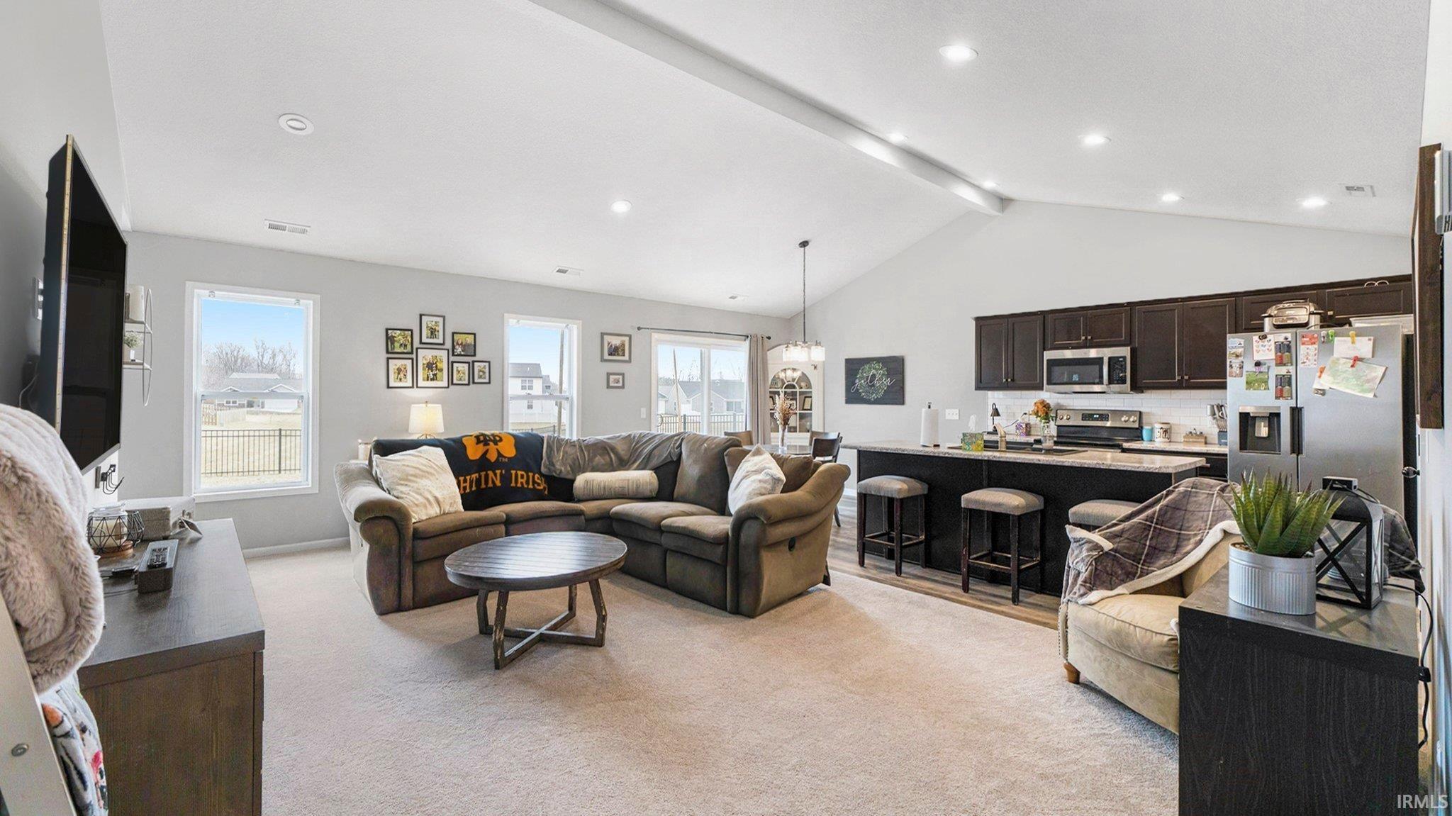 Photo 3 of 1633 Teniente Court