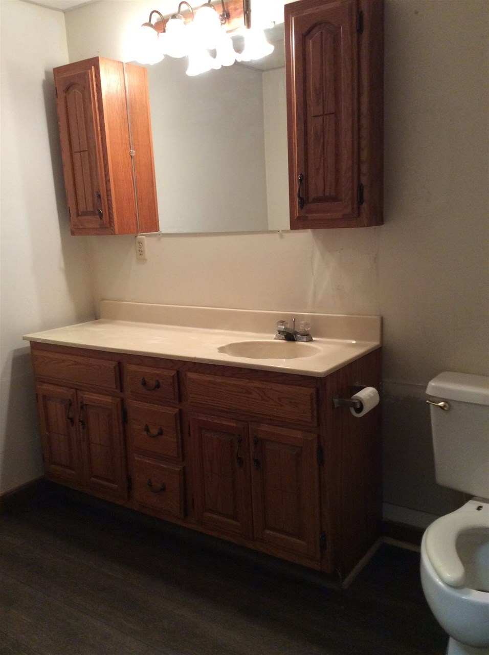 Photo 10 of 2325 Spy Run Avenue