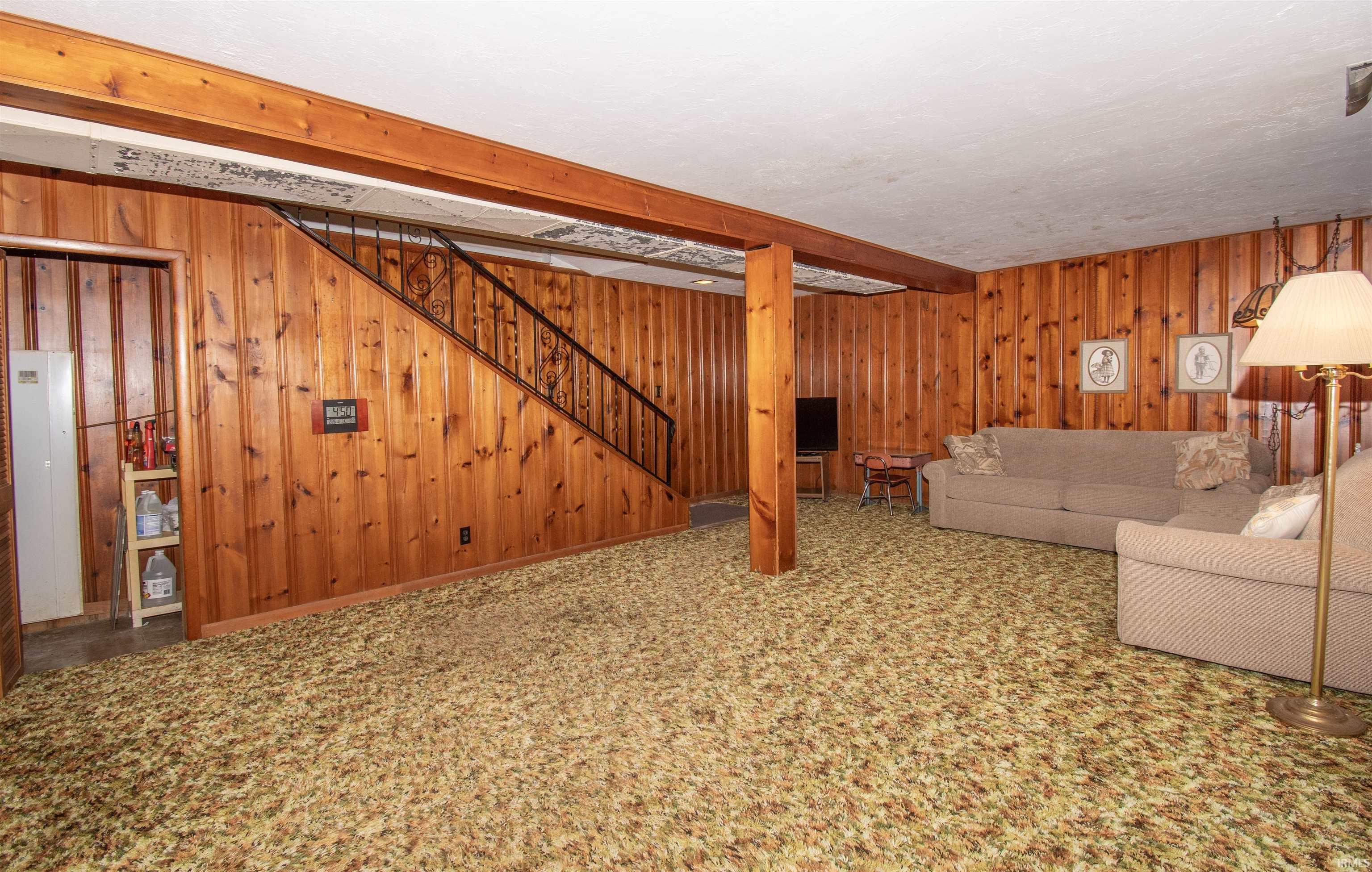 Photo 11 of 1895 W 570 N