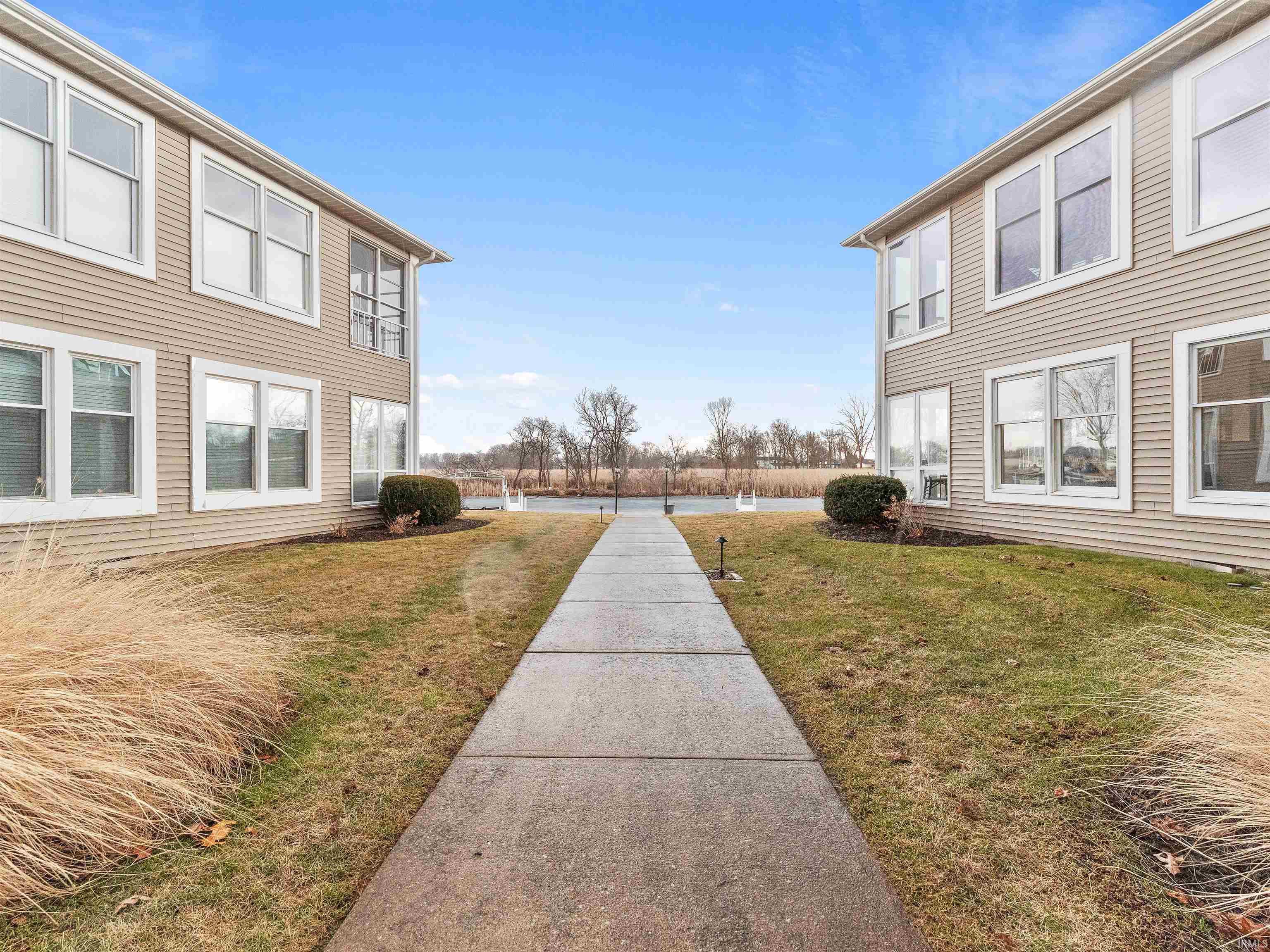 Photo 33 of 510 S Harkless Drive