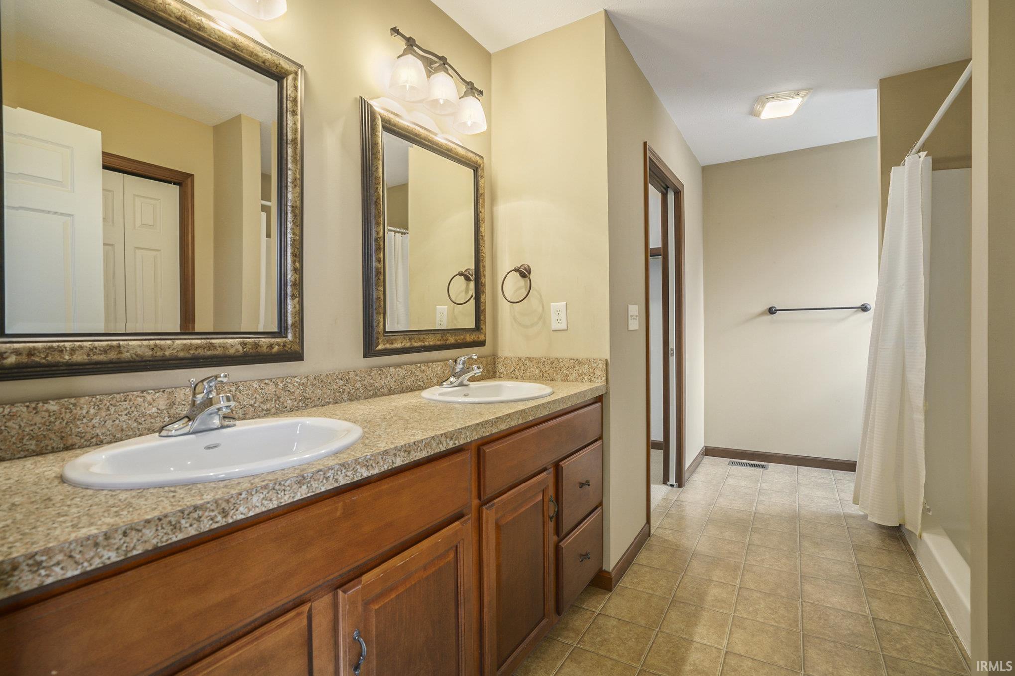 Photo 13 of 56142 Bridle Path Drive