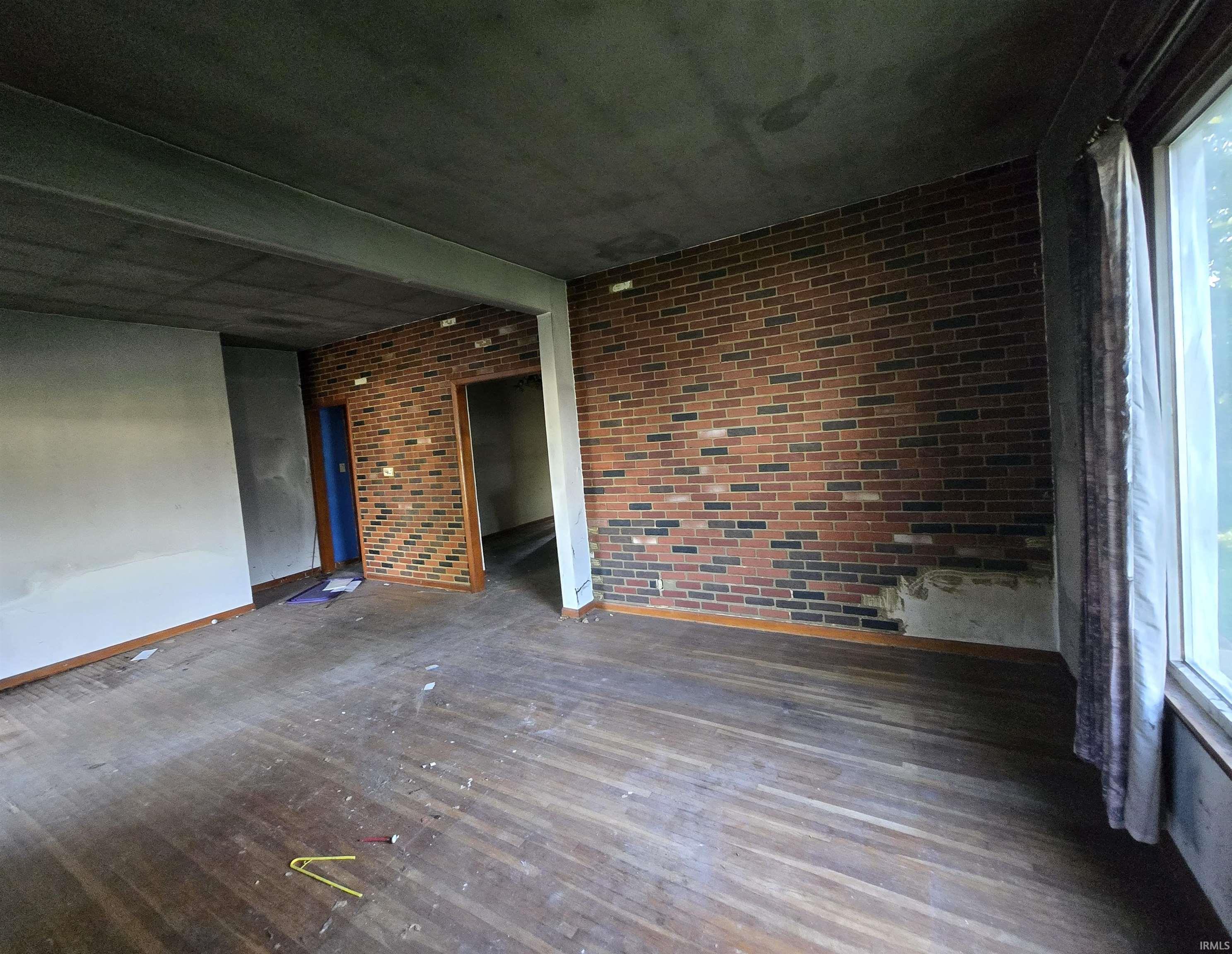 Homes for sale in Evansville, IN | 2607 S Rotherwood Ave, Evansville, IN 47714 | MLS# 202506564