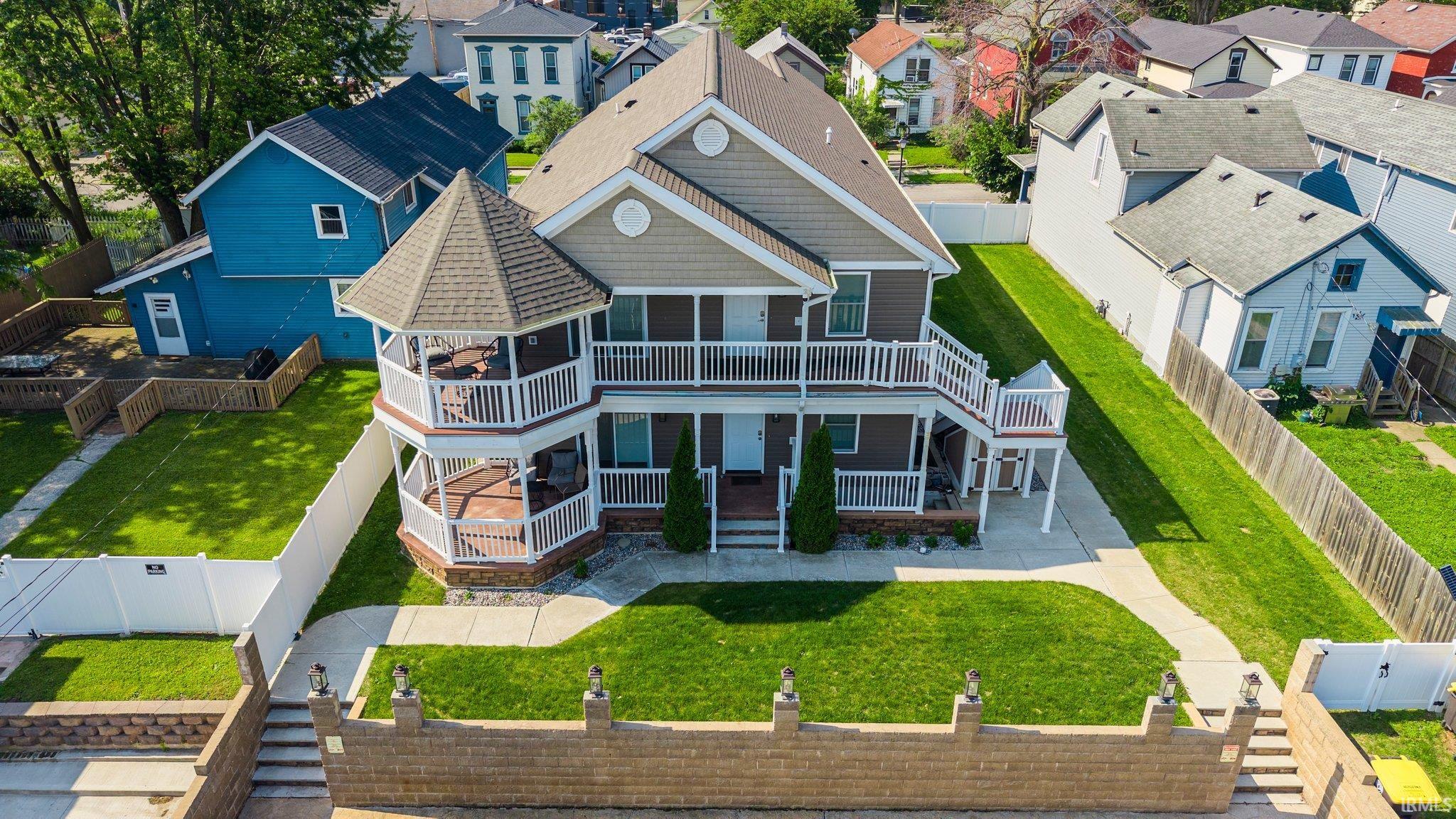 Photo 5 of 520 Lavina Street