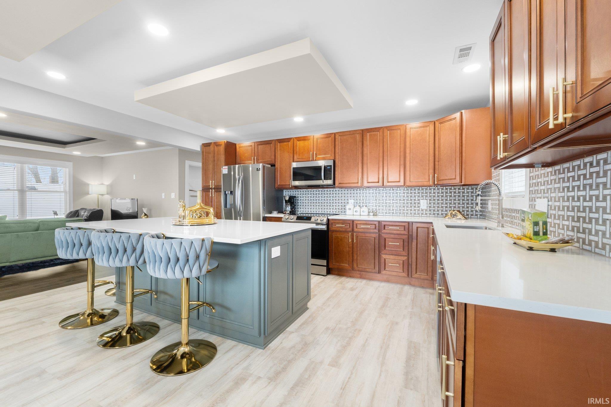 Photo 11 of 520 Lavina Street