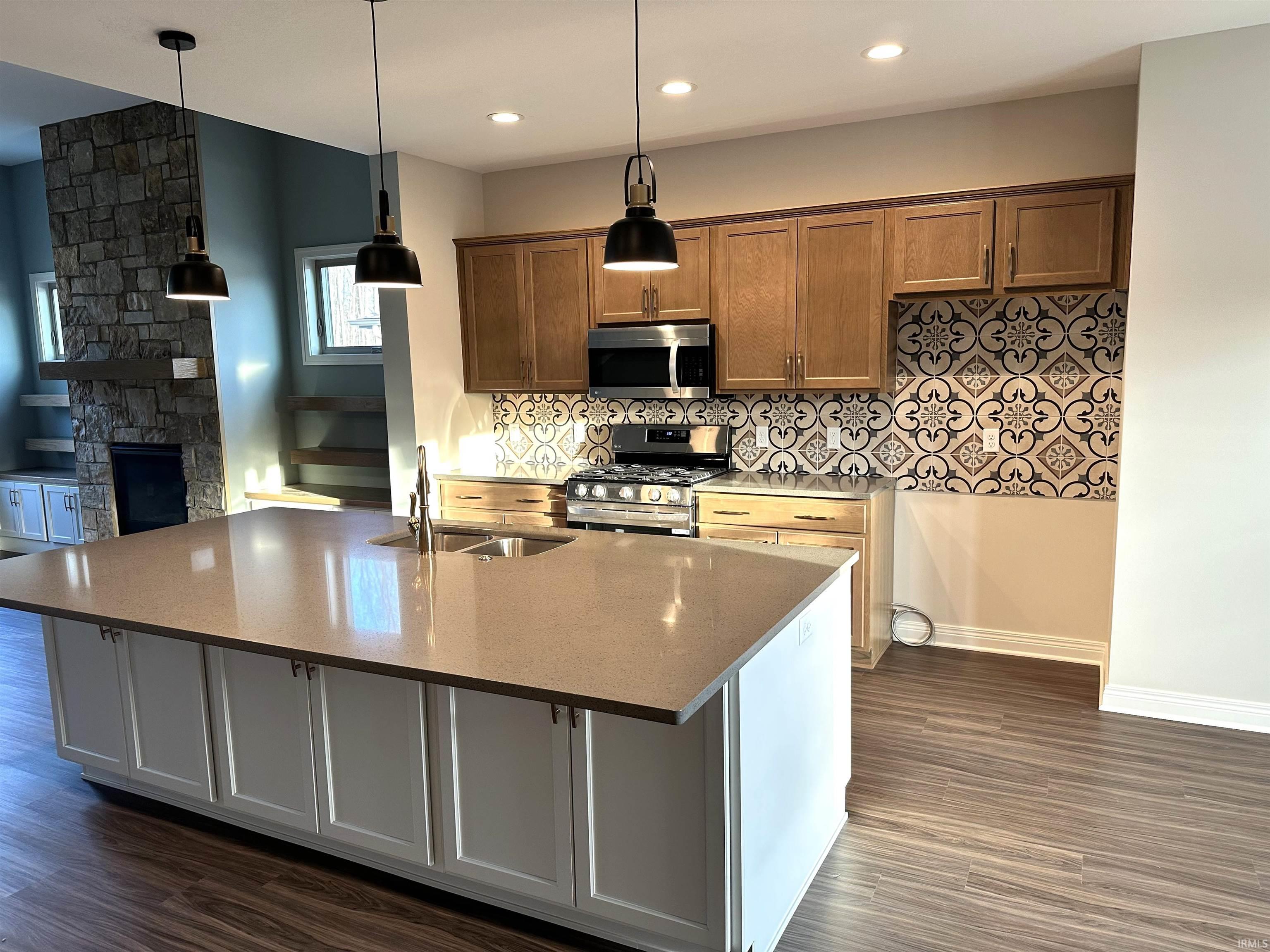 Photo 3 of 7702 Haven Boulevard