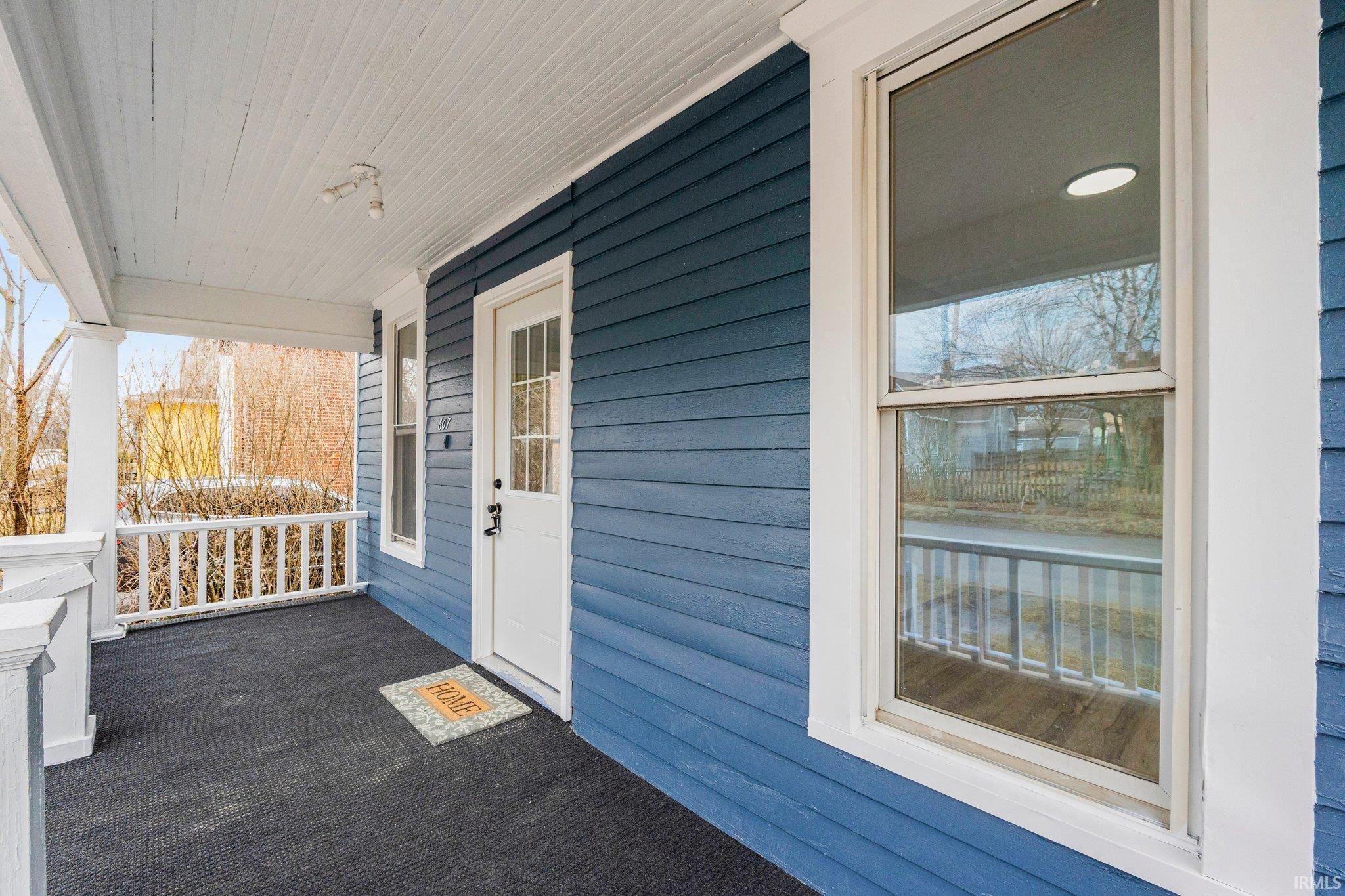 Photo 2 of 607 Kinsmoor Avenue