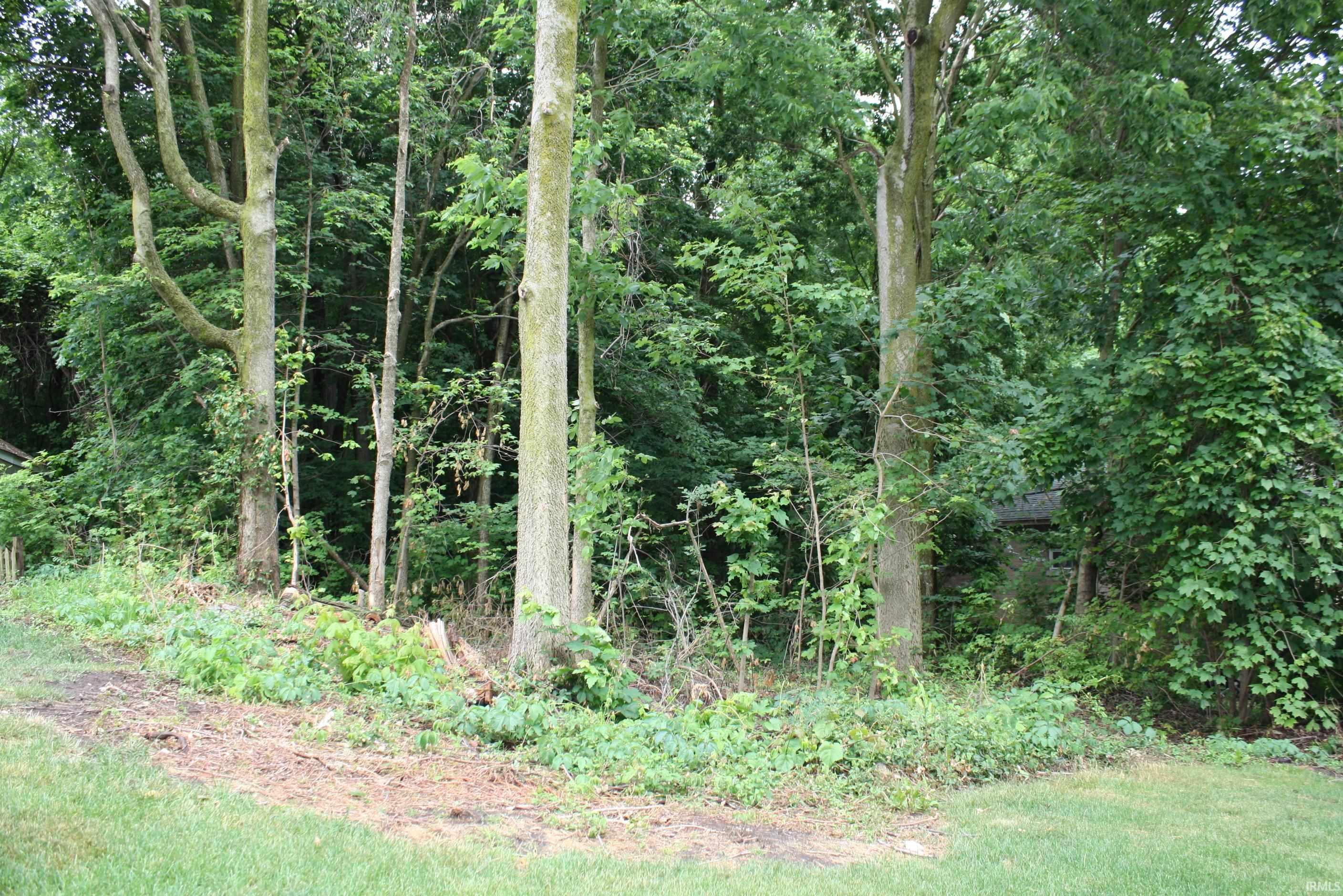 Homes for sale in South Bend, IN | 18 W Tasher St, South Bend, IN 46614 | MLS# 202507011