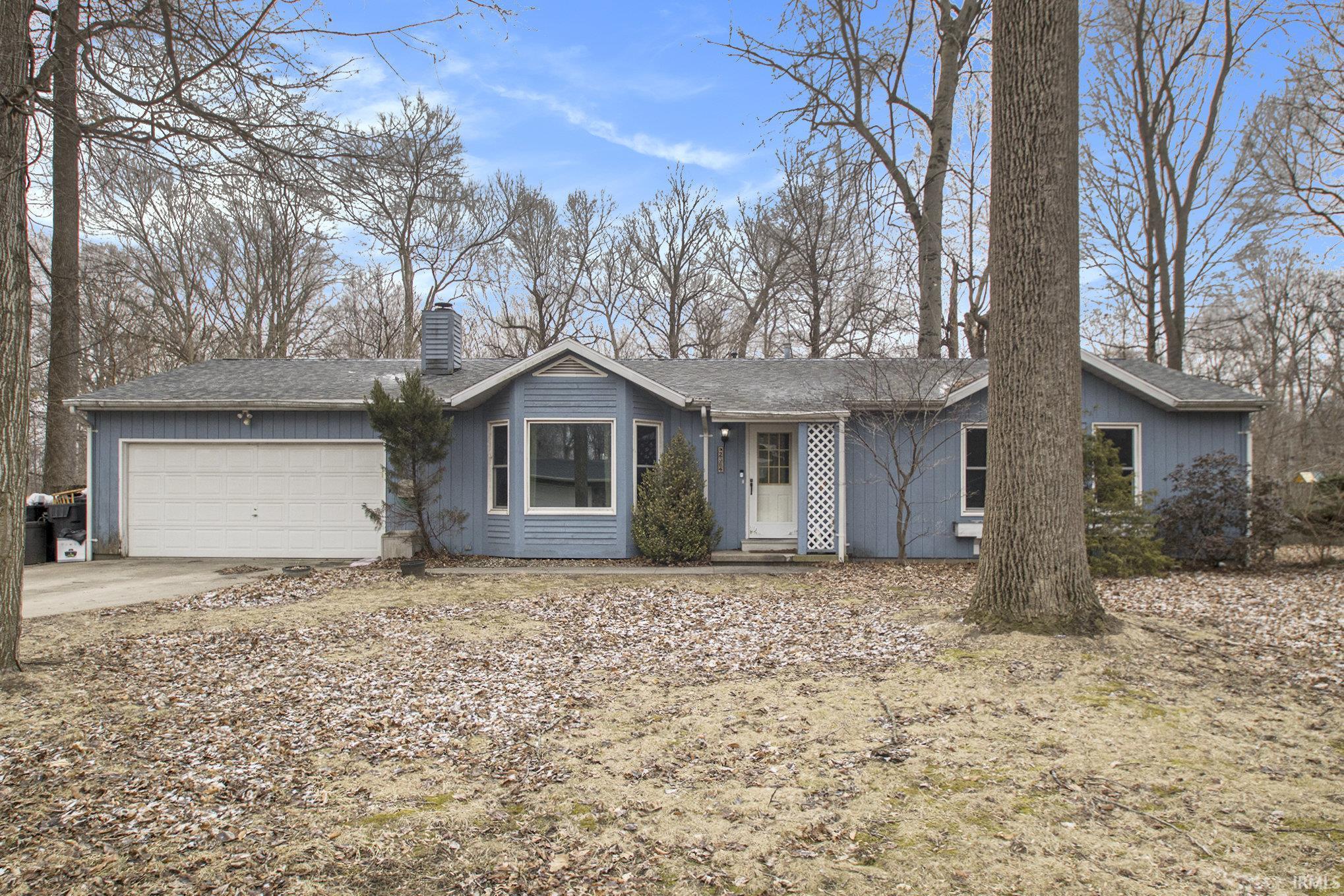Photo 0 of 2564 S Southwood Drive