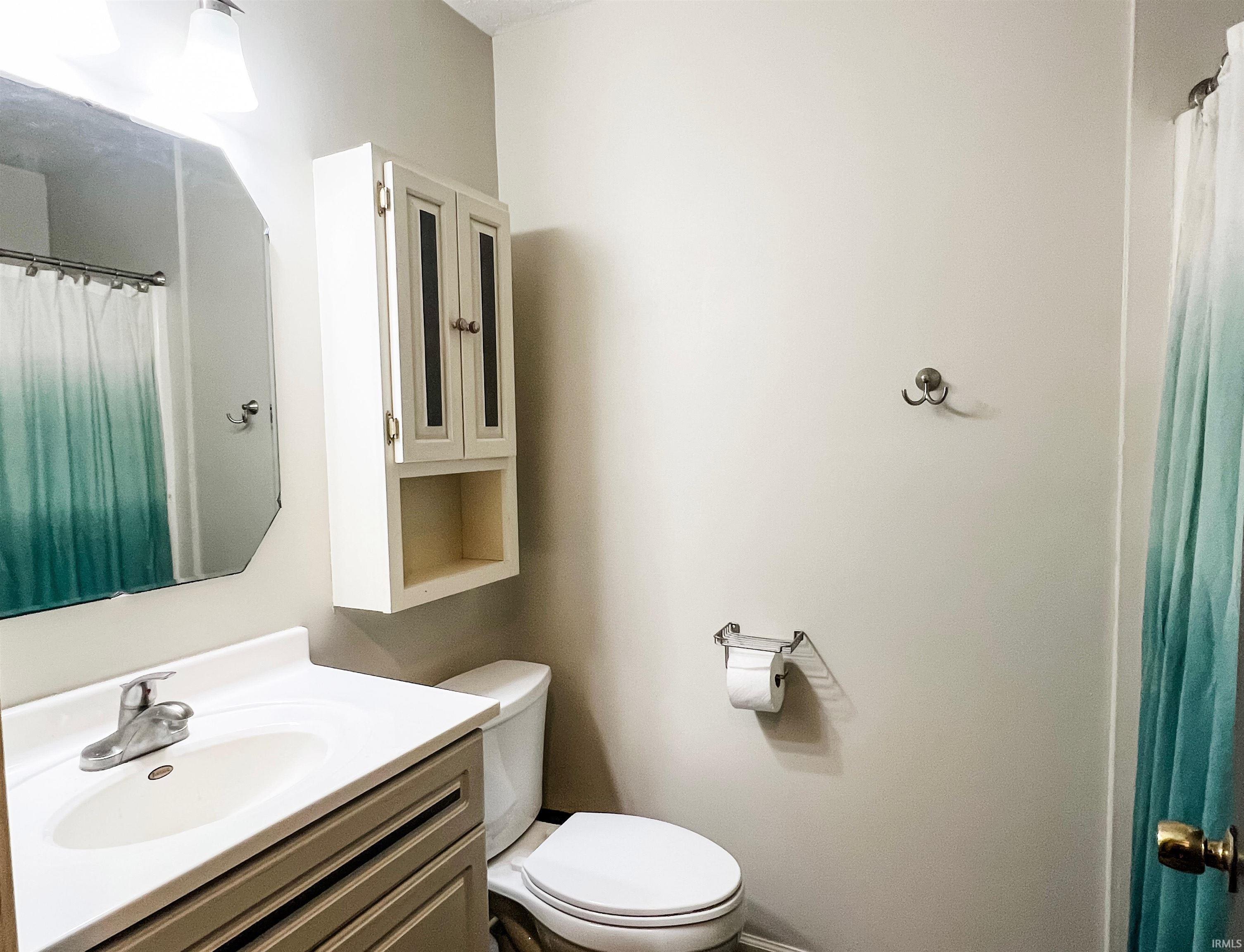 Photo 12 of 2564 S Southwood Drive
