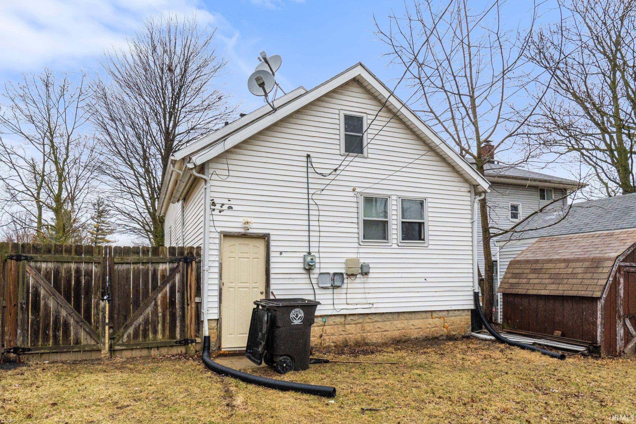 Photo 11 of 3216 Schele Avenue