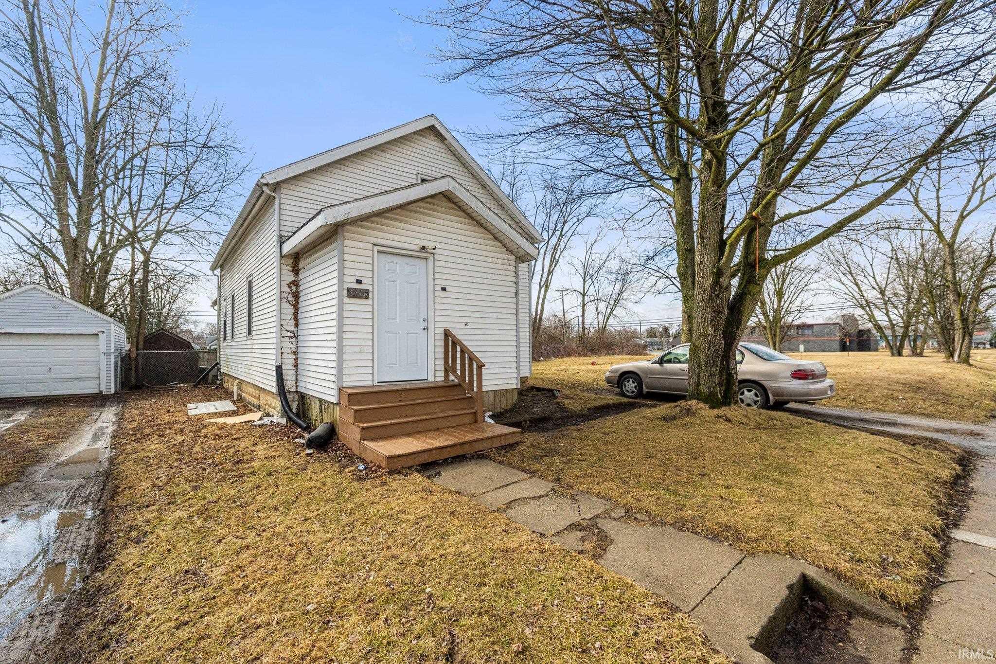 Photo 3 of 3216 Schele Avenue