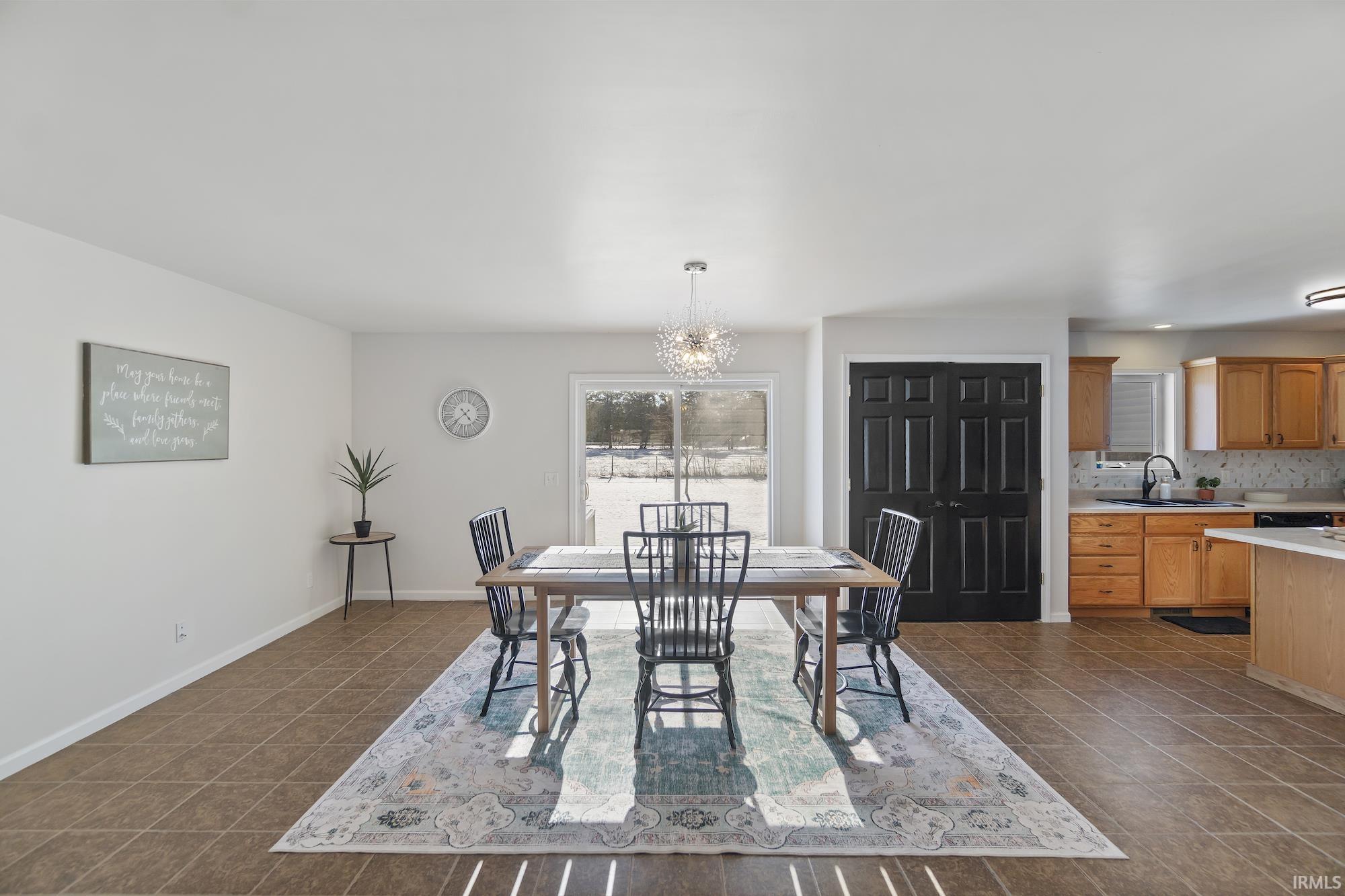 Photo 9 of 301 N Bend Drive