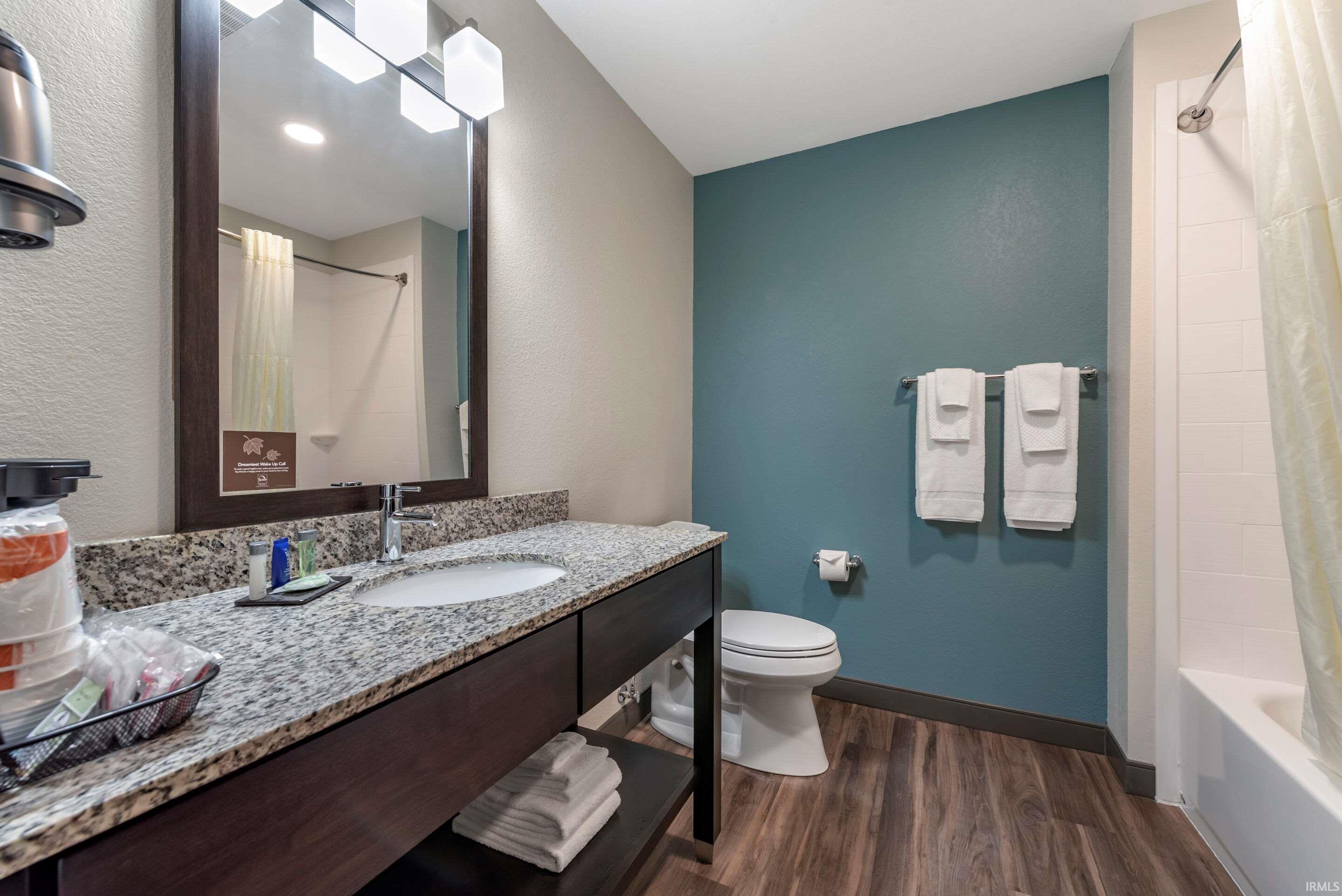 Property Photo 23