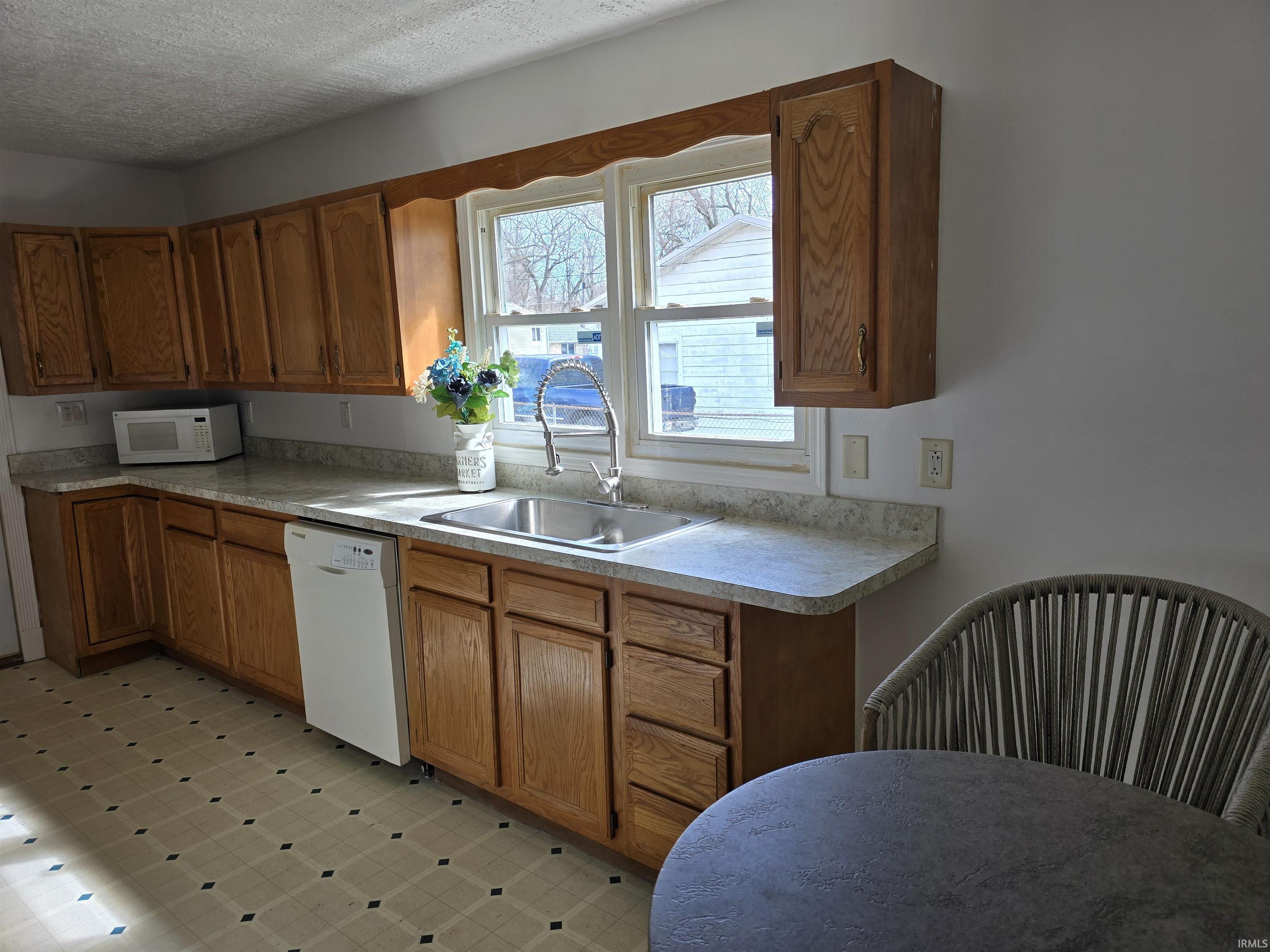 Photo 5 of 27740 Willard Road