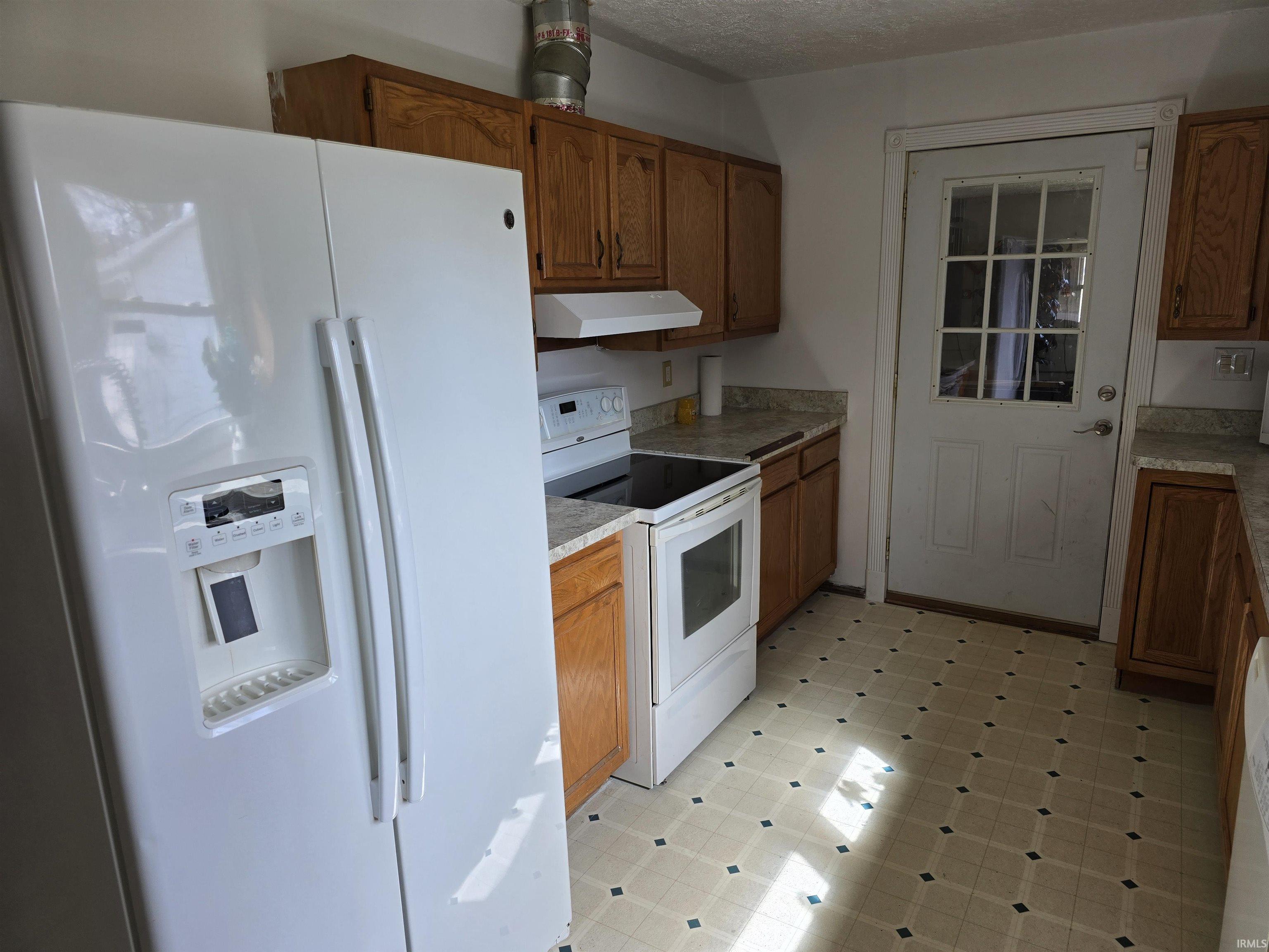 Photo 6 of 27740 Willard Road