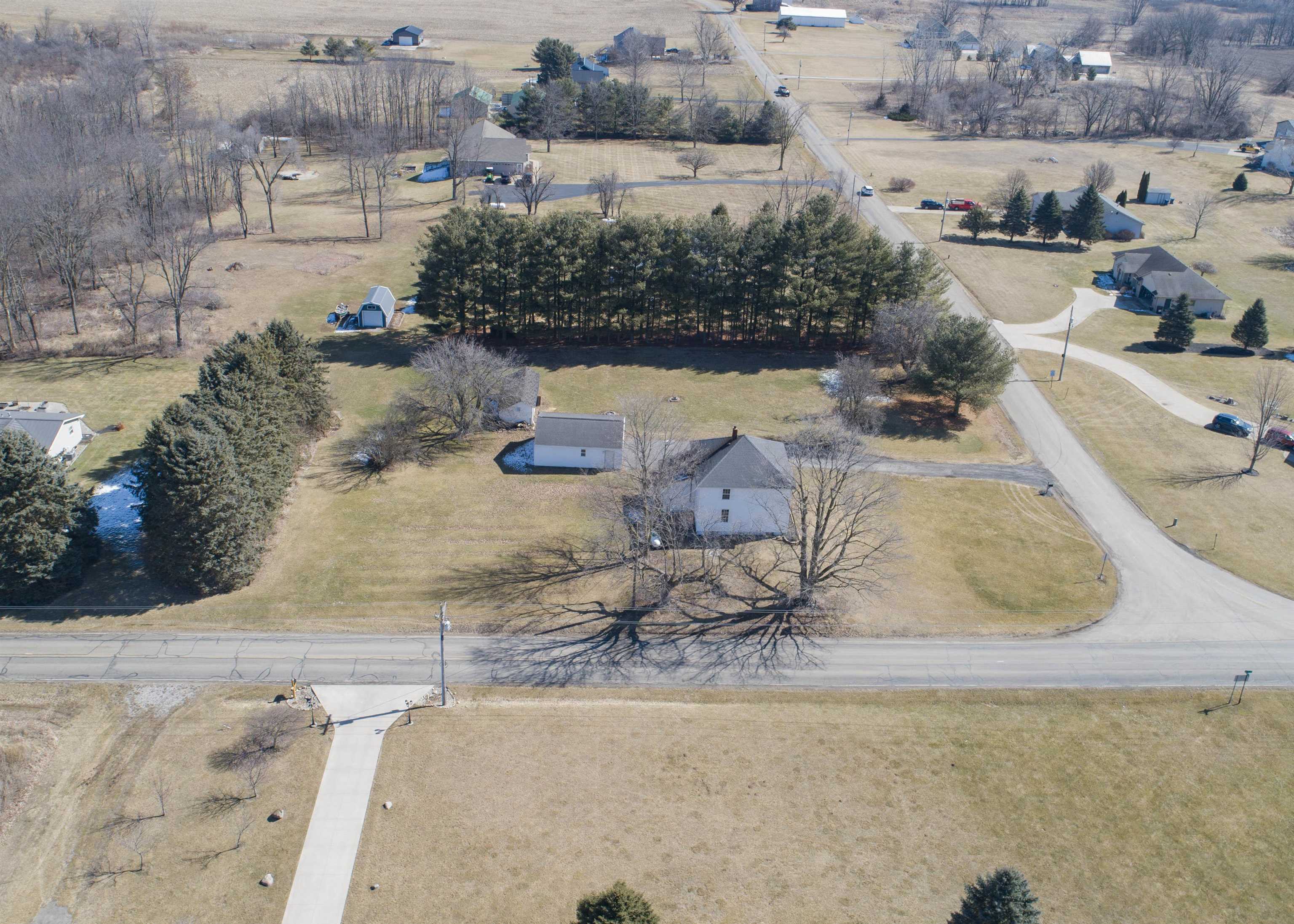 Photo 4 of 1020 E 100 N
