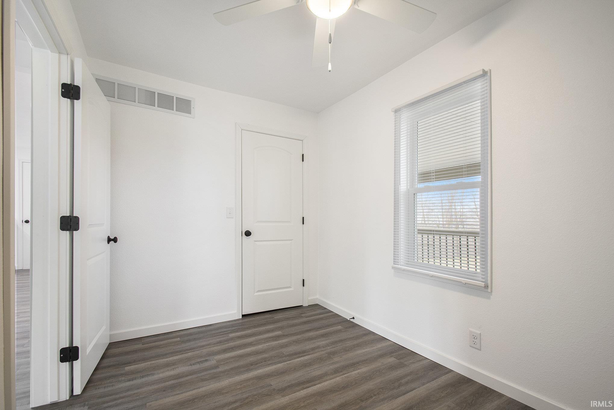 Photo 12 of 204 Metzler Avenue
