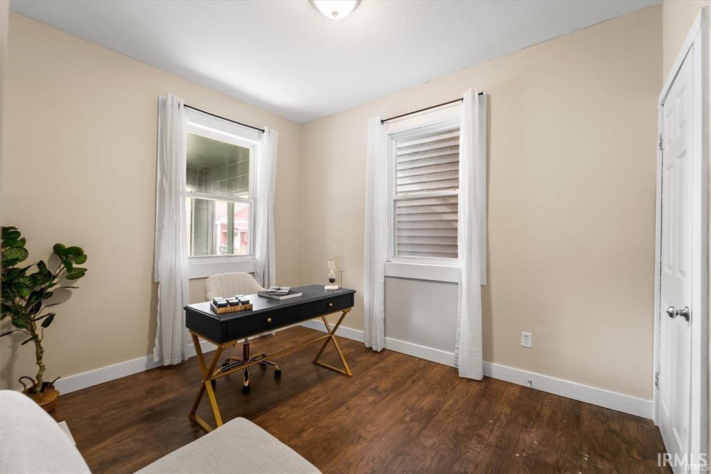 Photo 7 of 719 Walnut Street