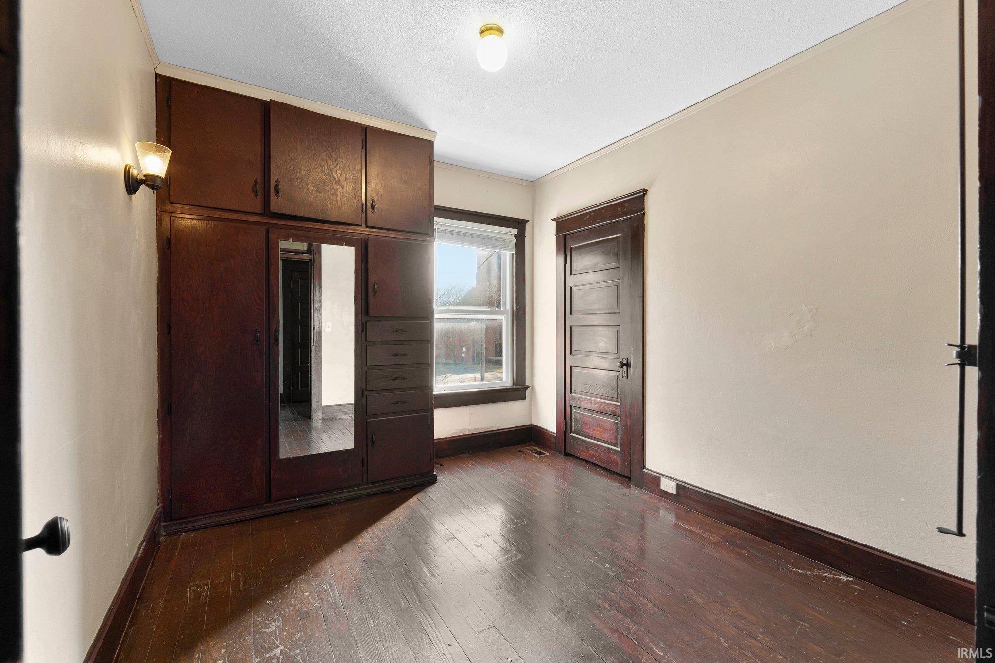 Photo 19 of 127 E William Street