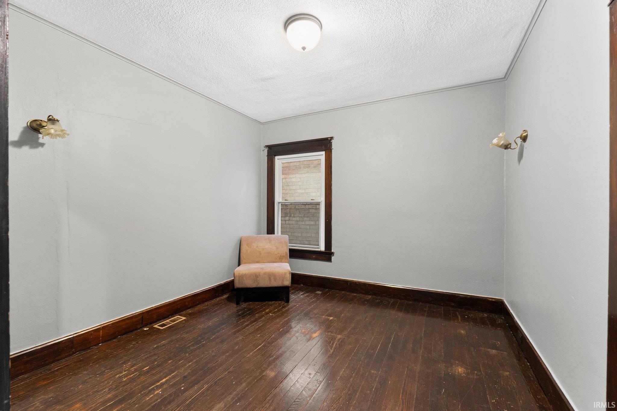 Photo 30 of 127 E William Street